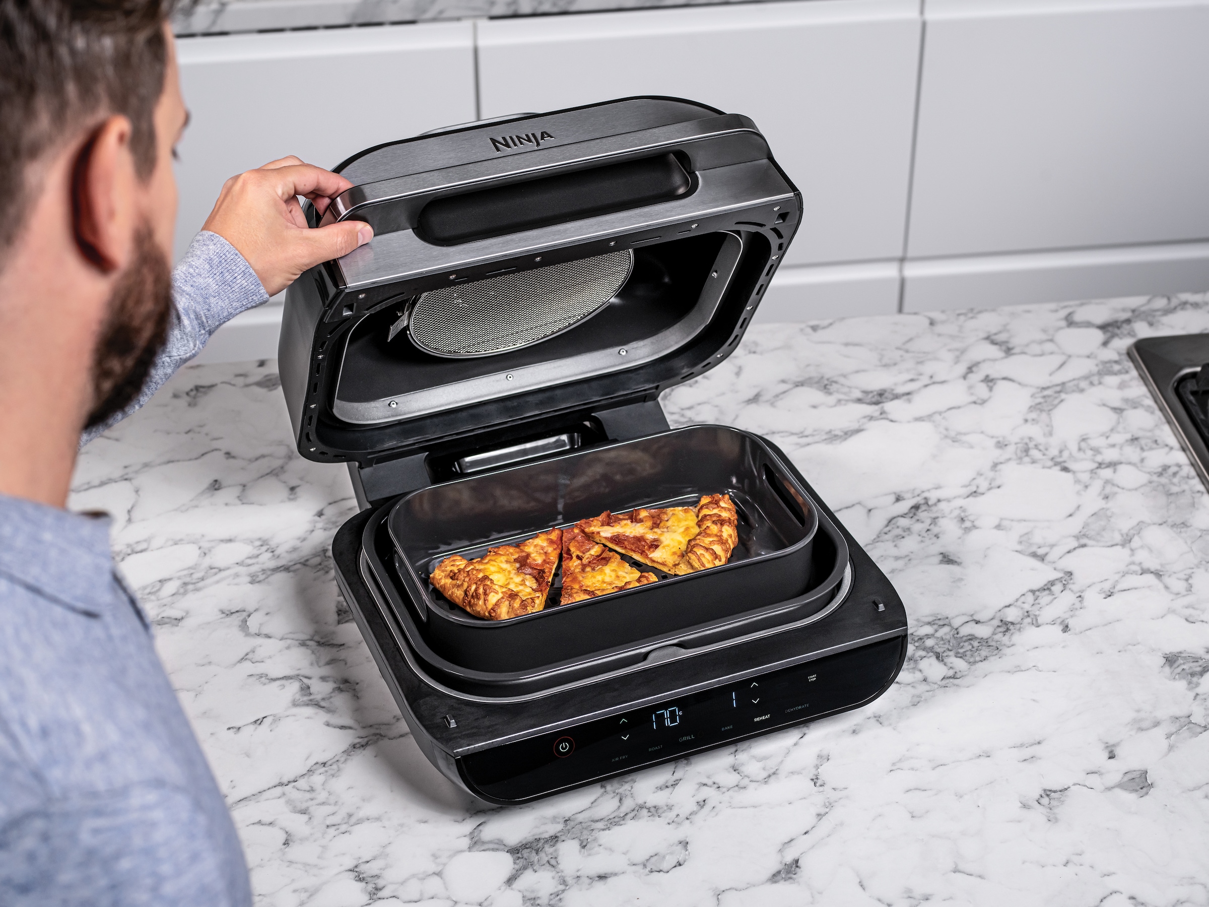 NINJA Heißluftfritteuse »und Grill Foodi MAX AG551EU«, 2460 W, 3,8 L Volumen, incl digitalem Temperaturfühler