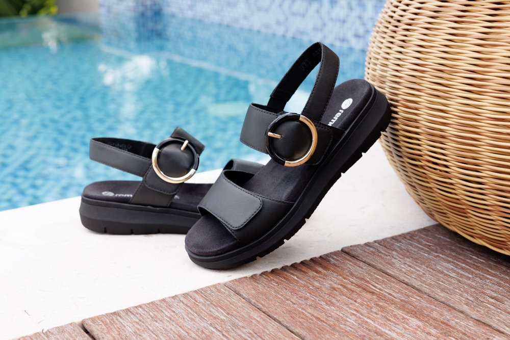 Remonte Riemchensandale, Sandale, Bequemschuh, Sommerschuh mit praktischen Klettverschlüssen