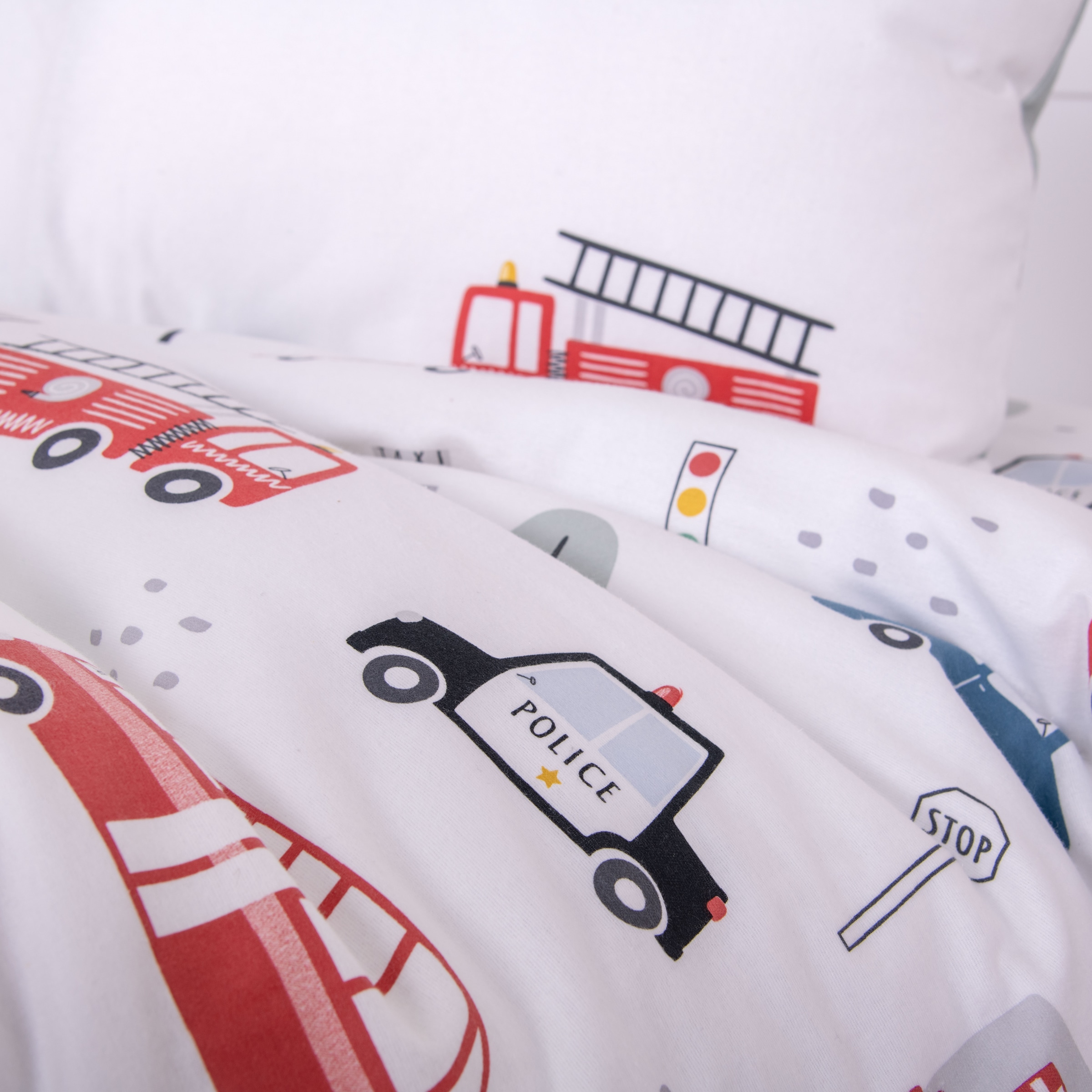 Baby Best Wendebettwäsche »babybest Fahrzeuge« 2 Stk. tlg. mit niedlichem Allover-Print