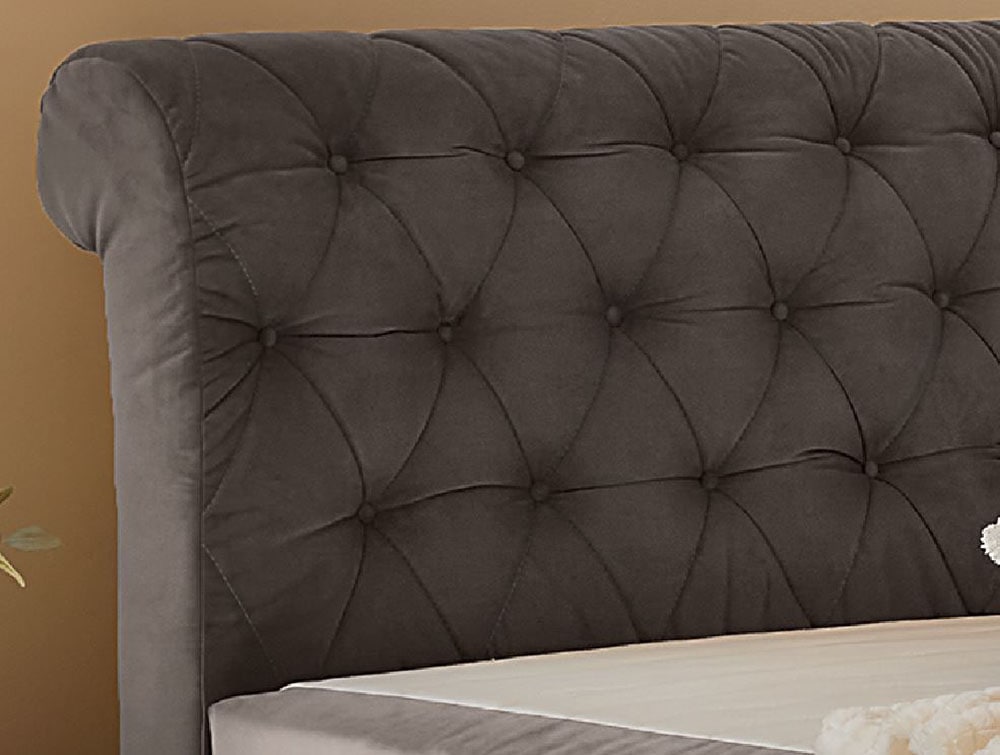 Jockenhöfer Gruppe Boxspringbett »Scarlett mit einer hochwertigen 7-Zonen-Tonnentaschenfederkernmatratze«, (H3, H3/H4 oder H4), und einem 9cm Kaltschaum-Topper