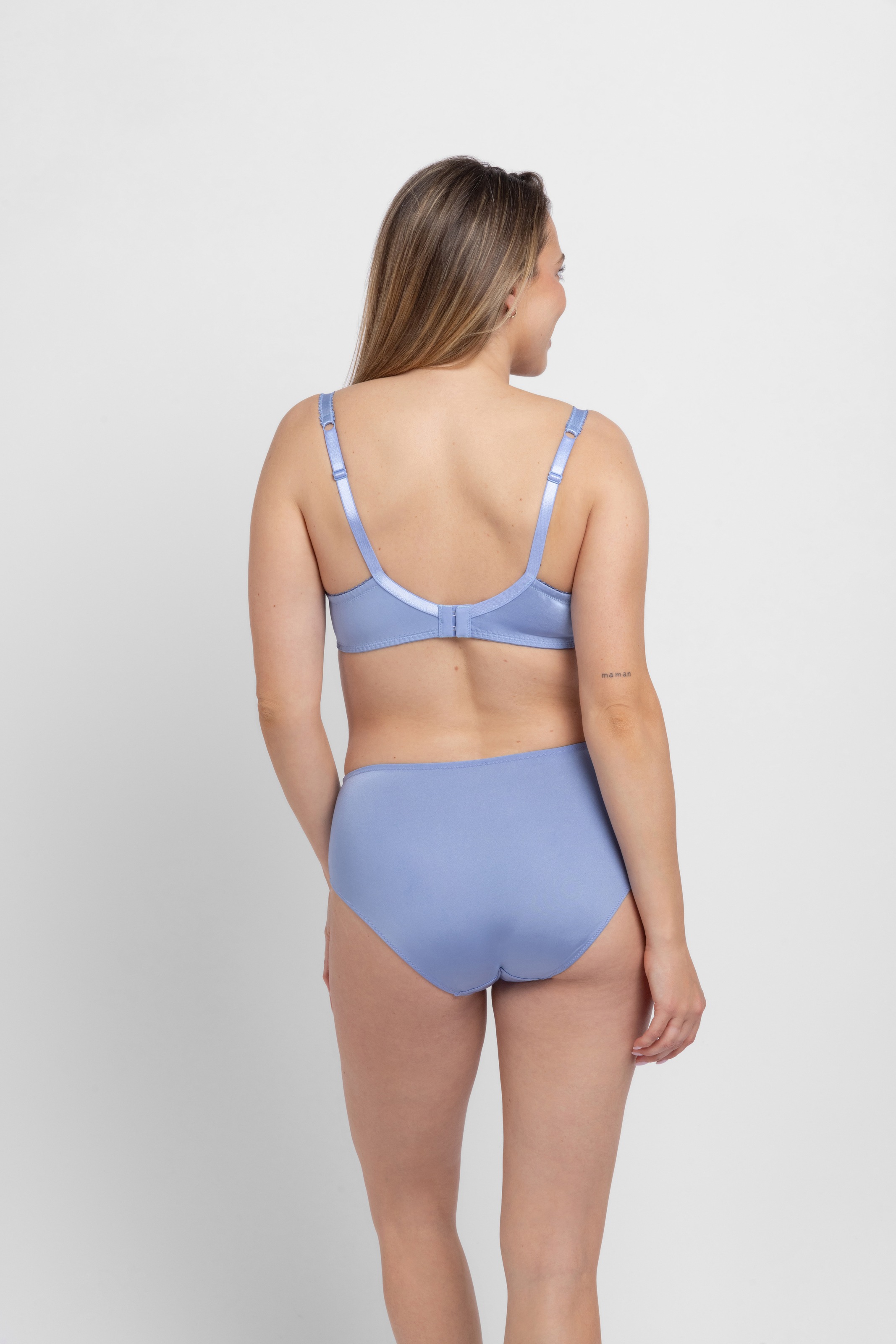 Dorina Bügel-BH »Celine« mit Spitzendetails, verstellbare Träger