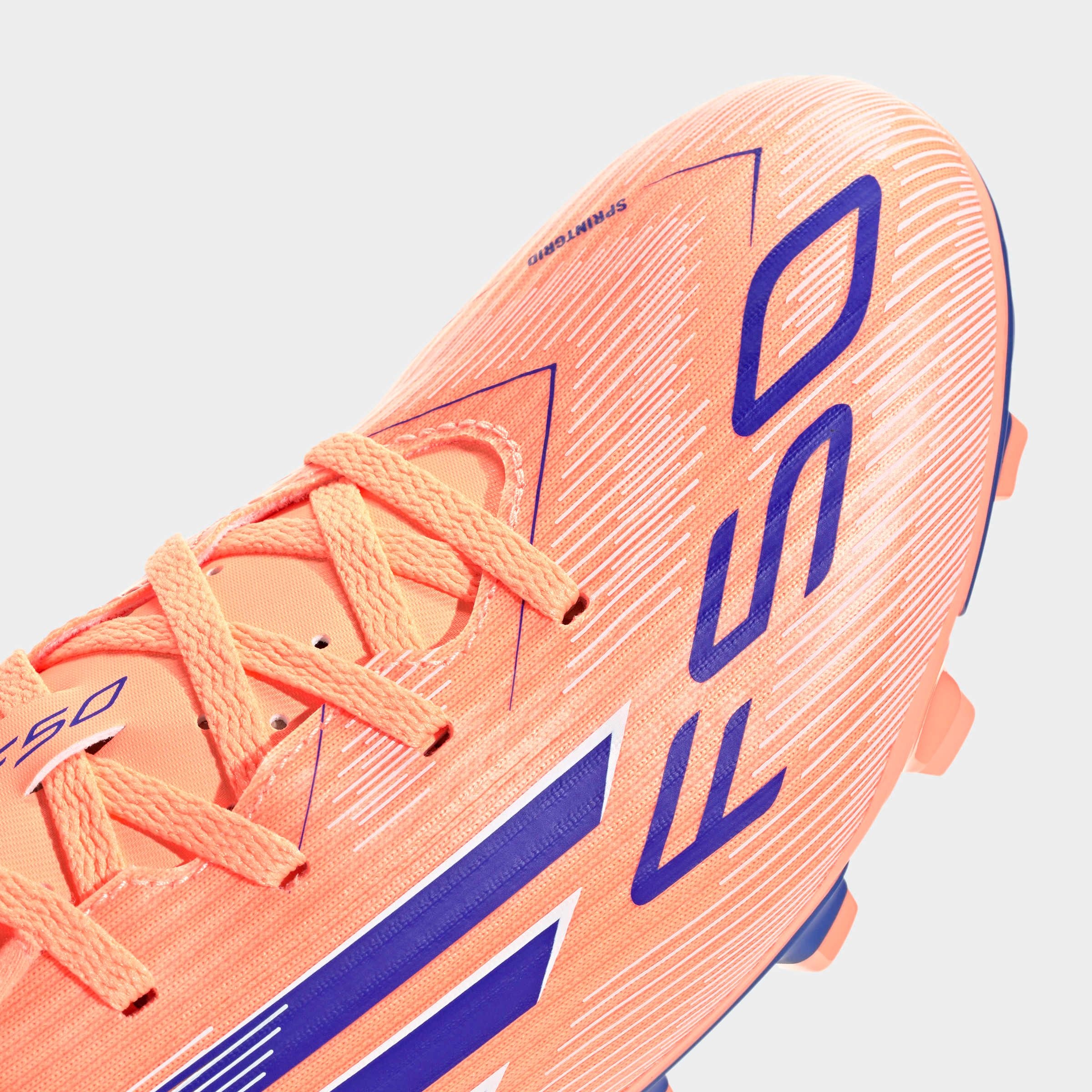 adidas Performance Fußballschuh »F50 CLUB KUNSTRASEN NEUERER GENERATION, HART- UND ASCHENPLÄTZE«  geeignet für Rasen- und Kunstrasenplätze