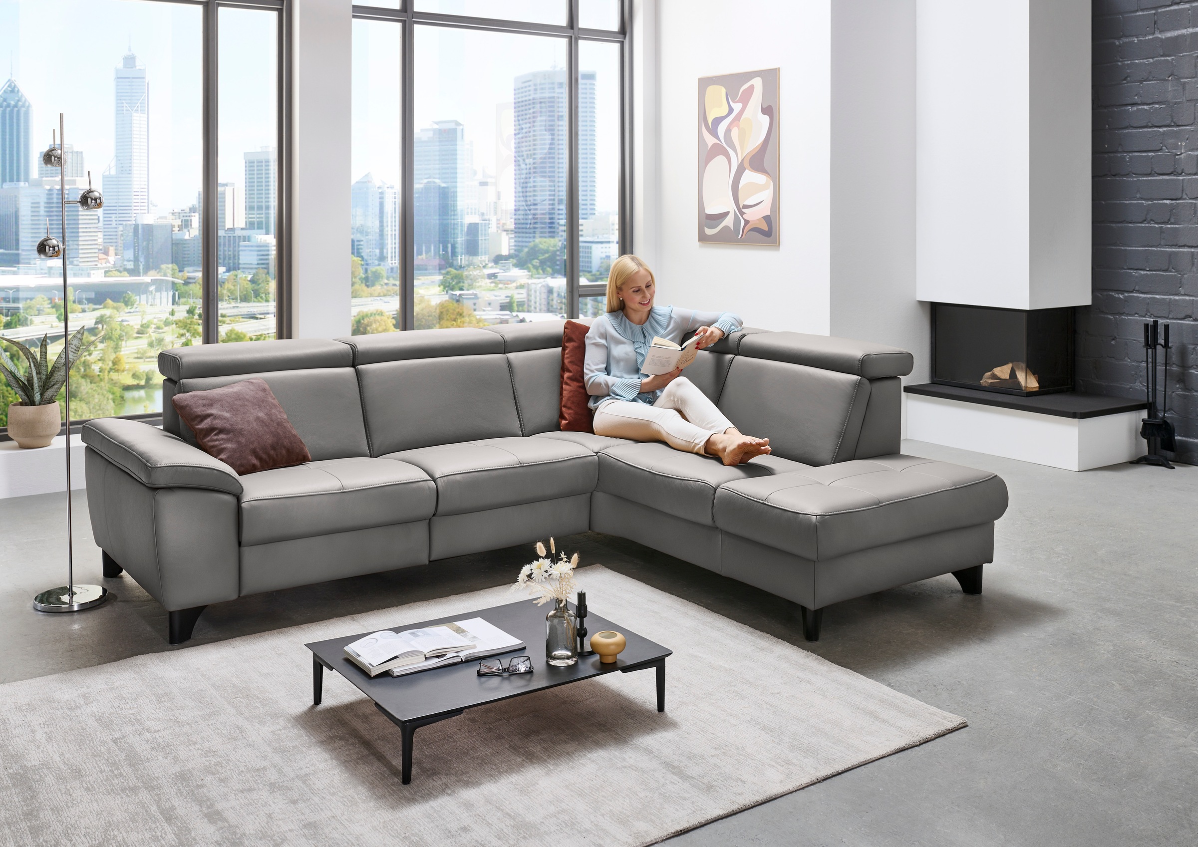 Die PlanBar Ecksofa »PN-EM23166 L-Form« optional mit Kopfteilverstellung und Stauraum