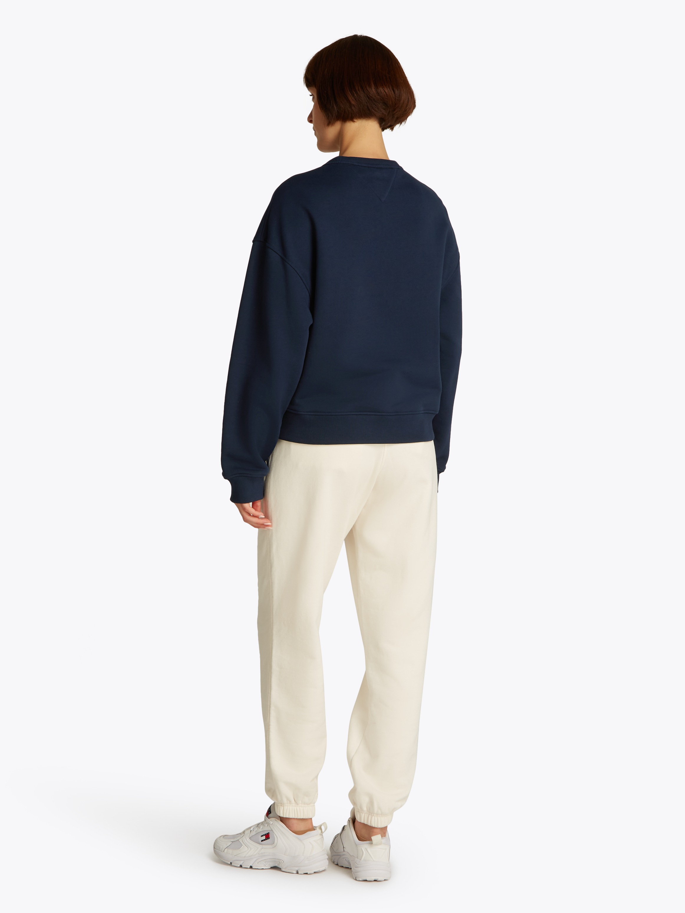 Tommy Jeans Sweatshirt »TJW BXY BADGE CREW«, mit Logo-Badge