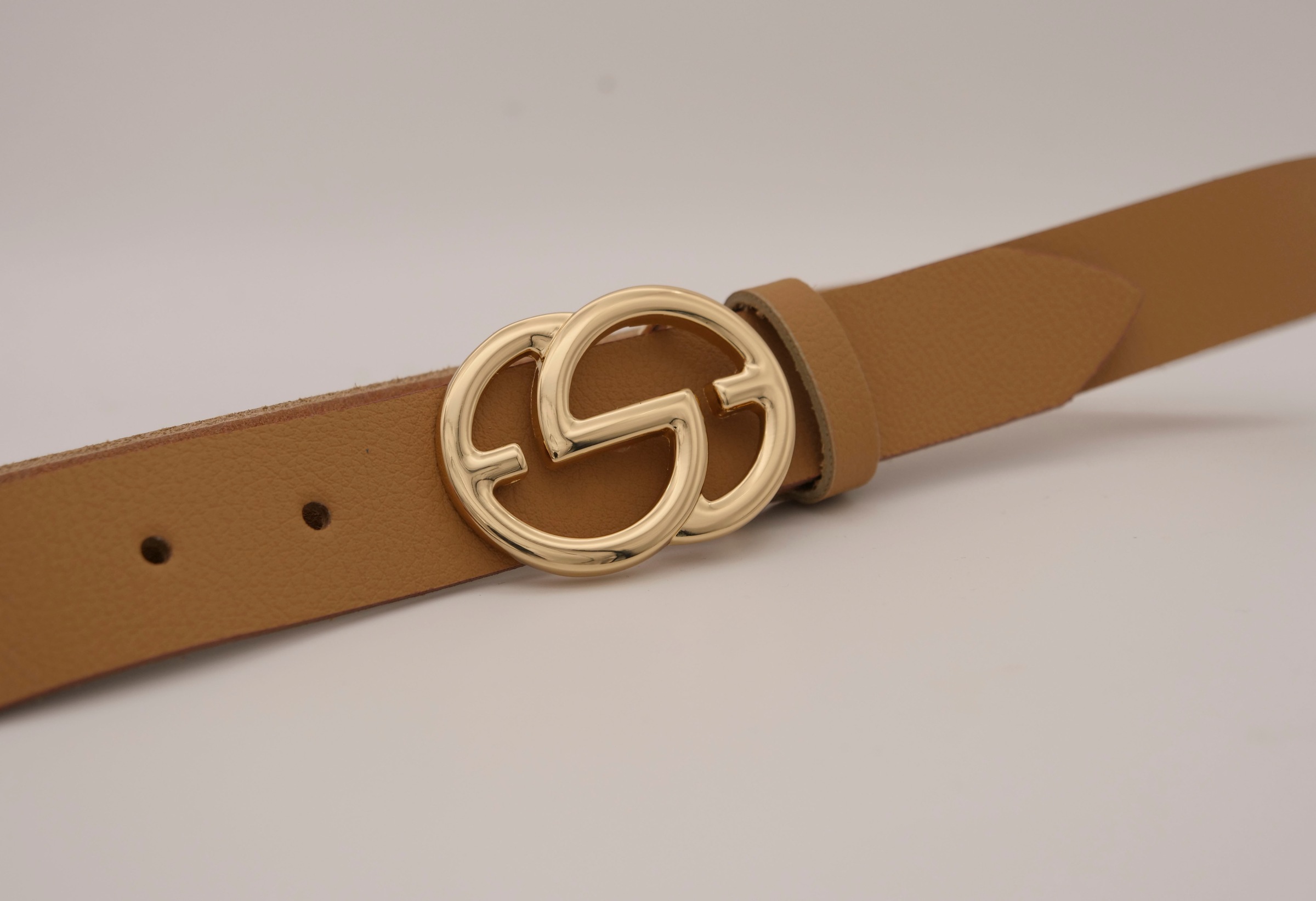 AnnaMatoni Ledergürtel, mit goldener Schließe