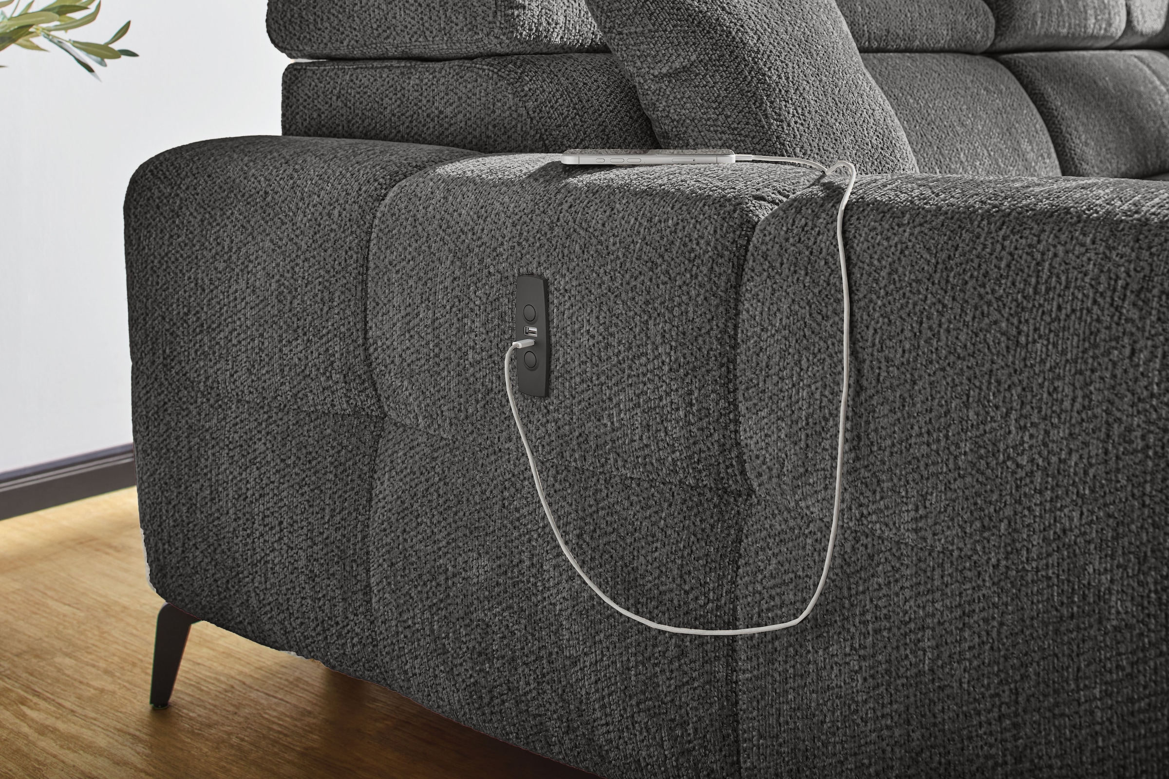Jockenhöfer Gruppe Ecksofa »Racer, L-Form, B: 290cm, mit 60 cm elektrischer Sitztiefenverstellung« 140kg Belastbarkeit je Sitz, verstellbaren Kopfstützen, USB-Ports