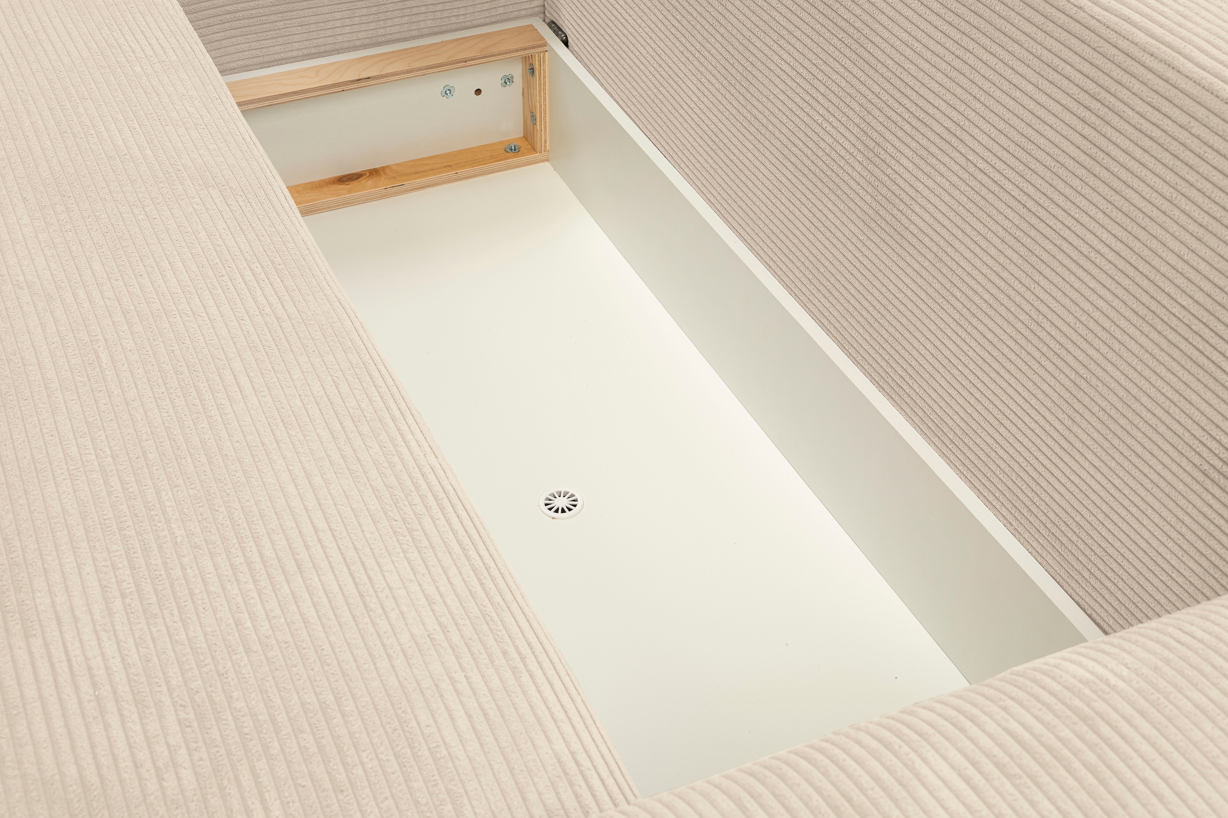 WERK2 Ecksofa »Amsterdam, zeitlos und elegant, Breite 300cm, L-Form«, Design Ecksofa mit hohem Komfort, Schlaffunktion & Bettkasten