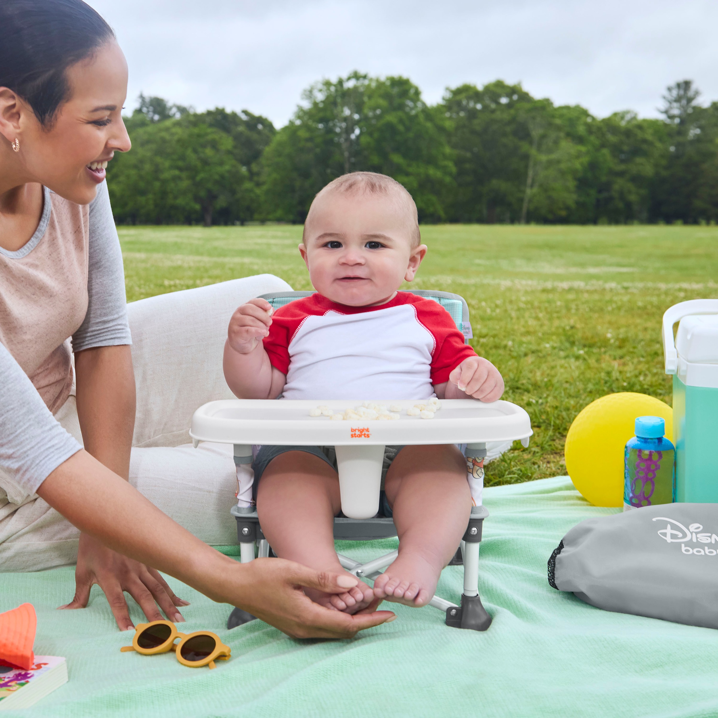 Bright Starts Tischsitz »WINNIE THE POOH Pop ‘N Sit™ Portable Booster Seat«