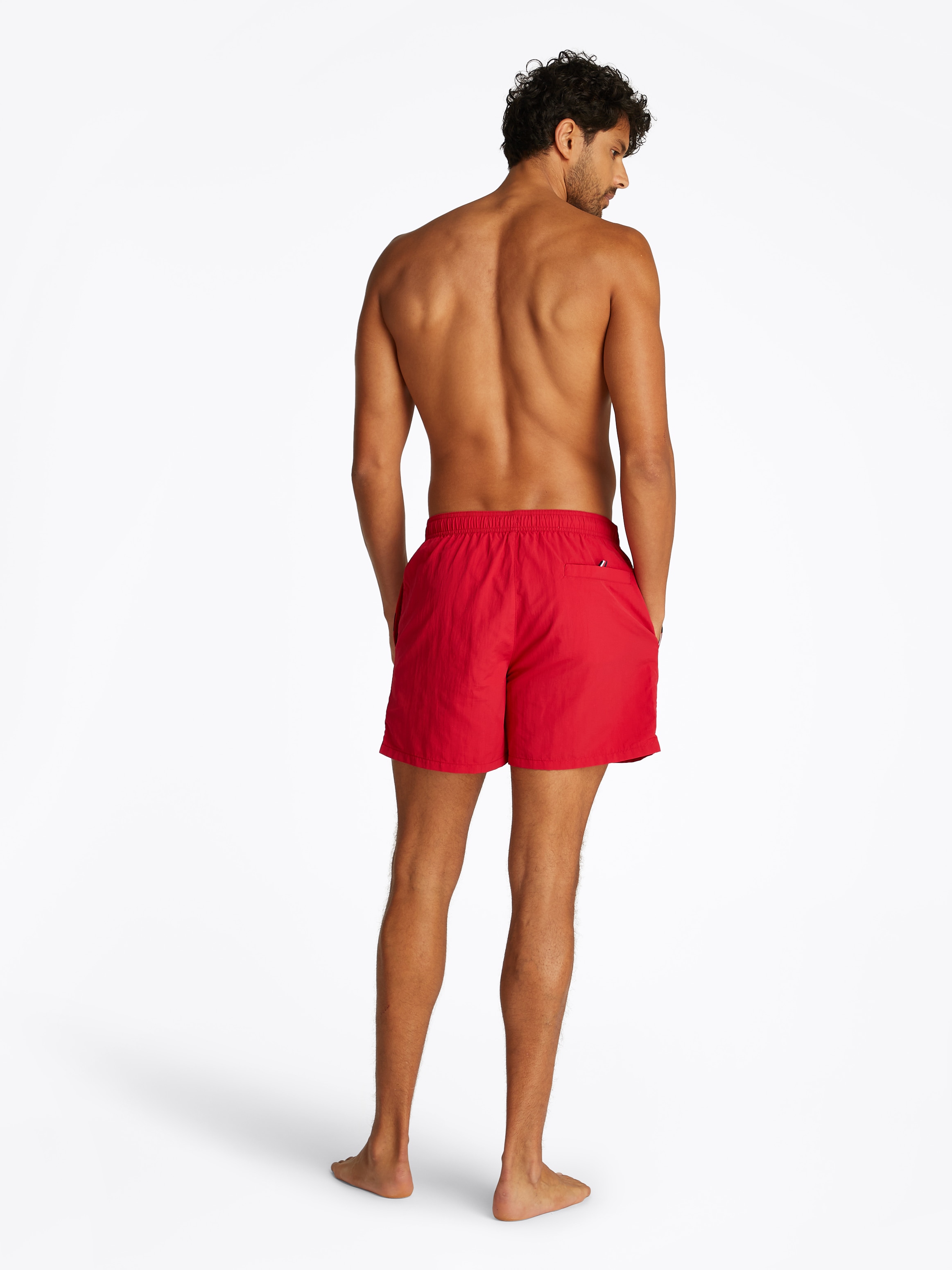 Tommy Hilfiger Swimwear Badeshorts »MEDIUM DRAWSTRING«, mit großem Logo
