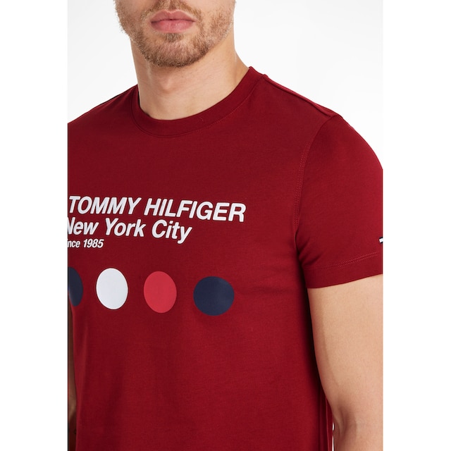 Tommy Hilfiger T-Shirt »METRO DOT GRAPHIC TEE«, mit Metro inspiriertem  Druck bei ♕