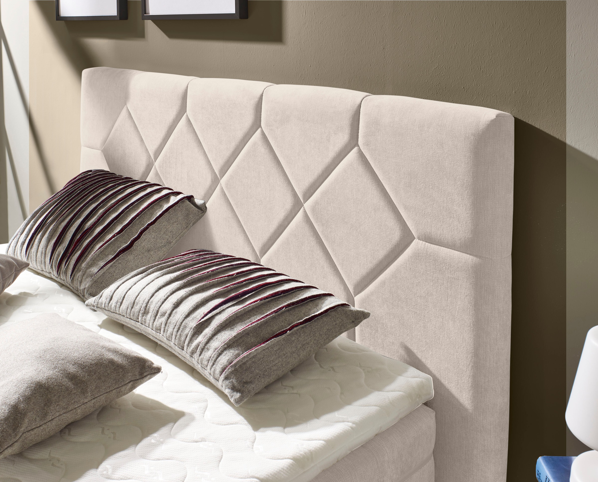 Places of Style Boxspringbett »Atlanta«, inklusive Topper und Bettkasten