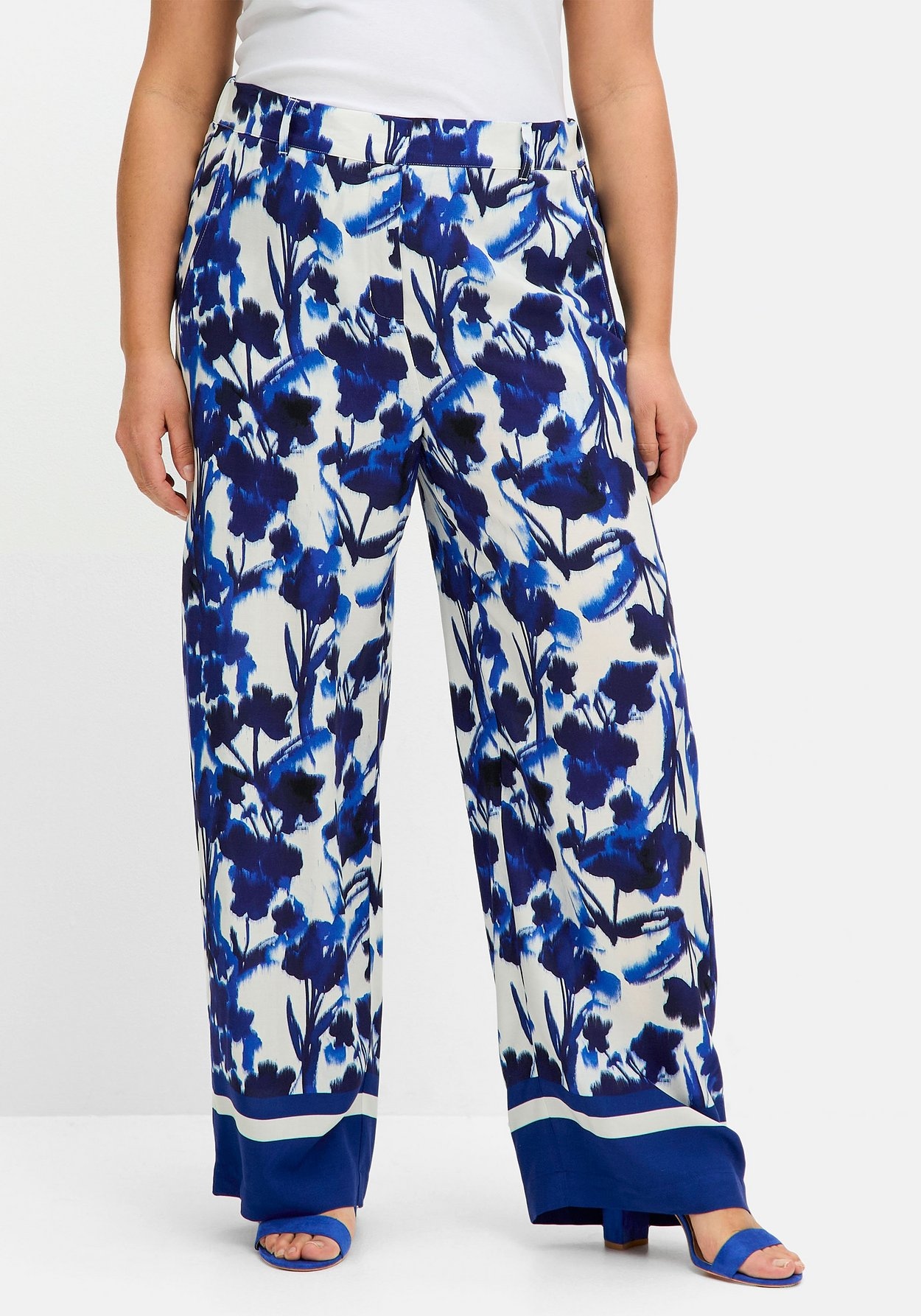 Sheego Stoffhose »Weite, fließende Hose mit Blumendruck«