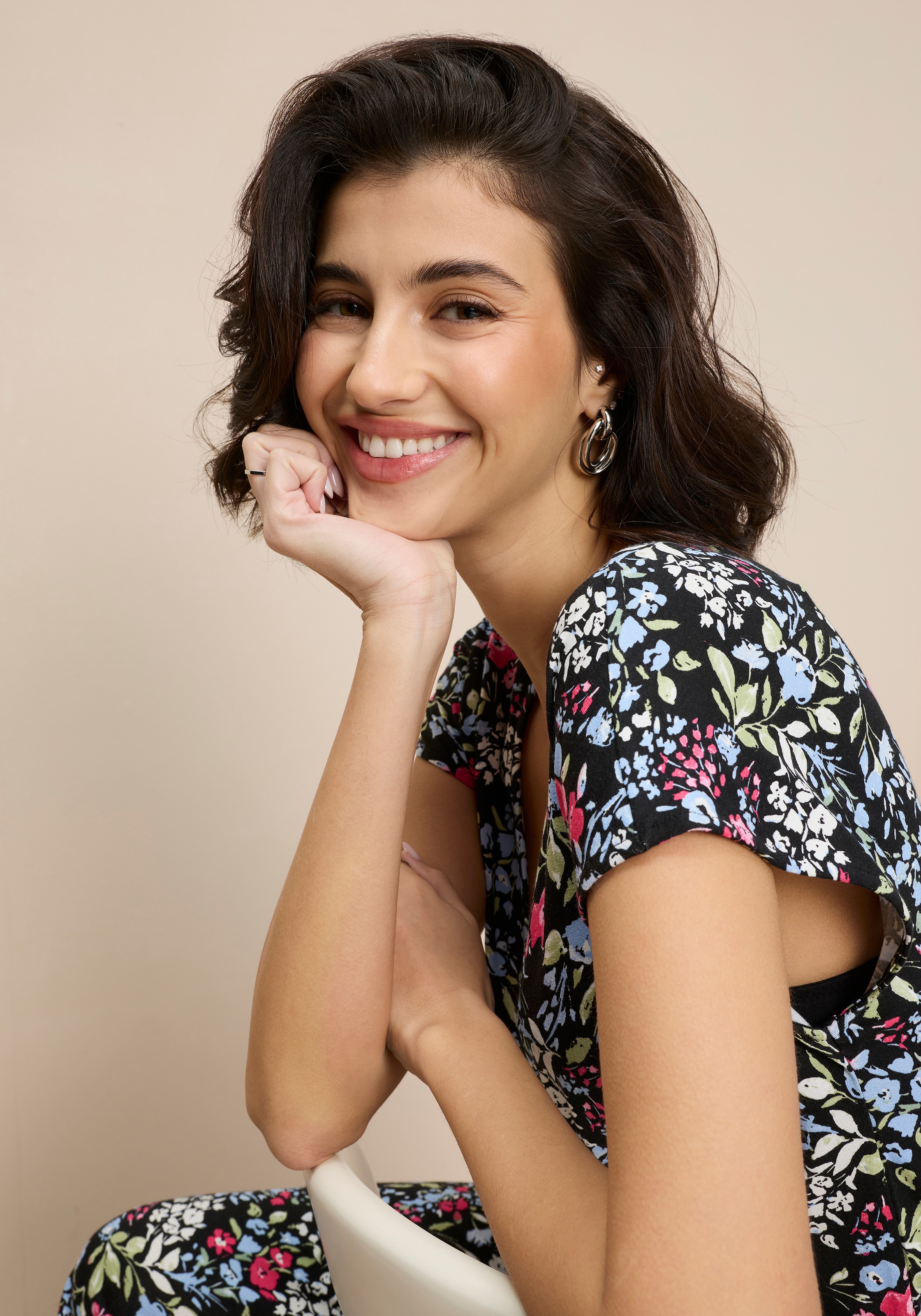 Tamaris Culotte-Overall mit Bindegürtel und modernem Muster