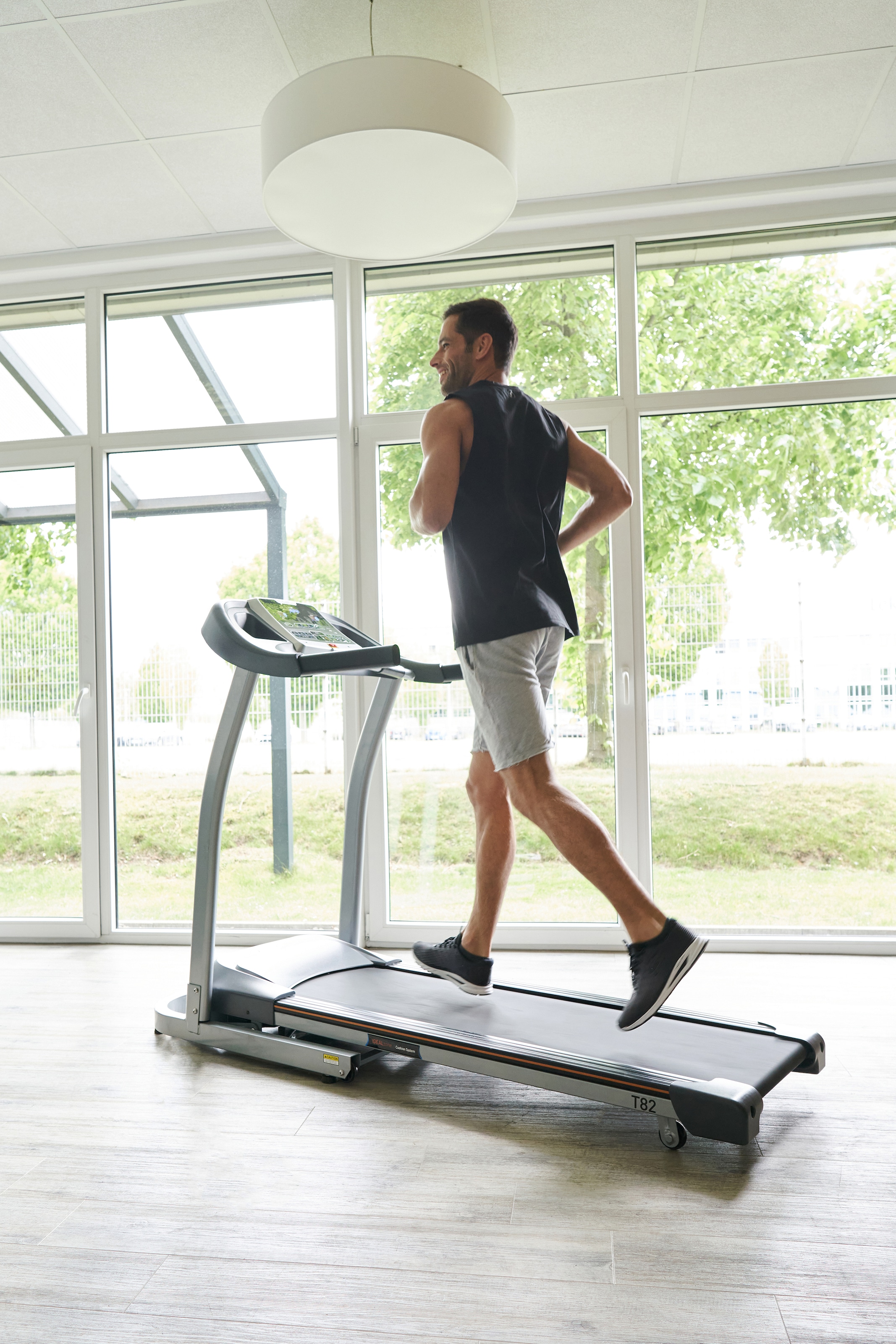 Horizon Fitness Laufband Test Buchsen, bei Energiesparmodus, Audio »T82«, In/Out BMI