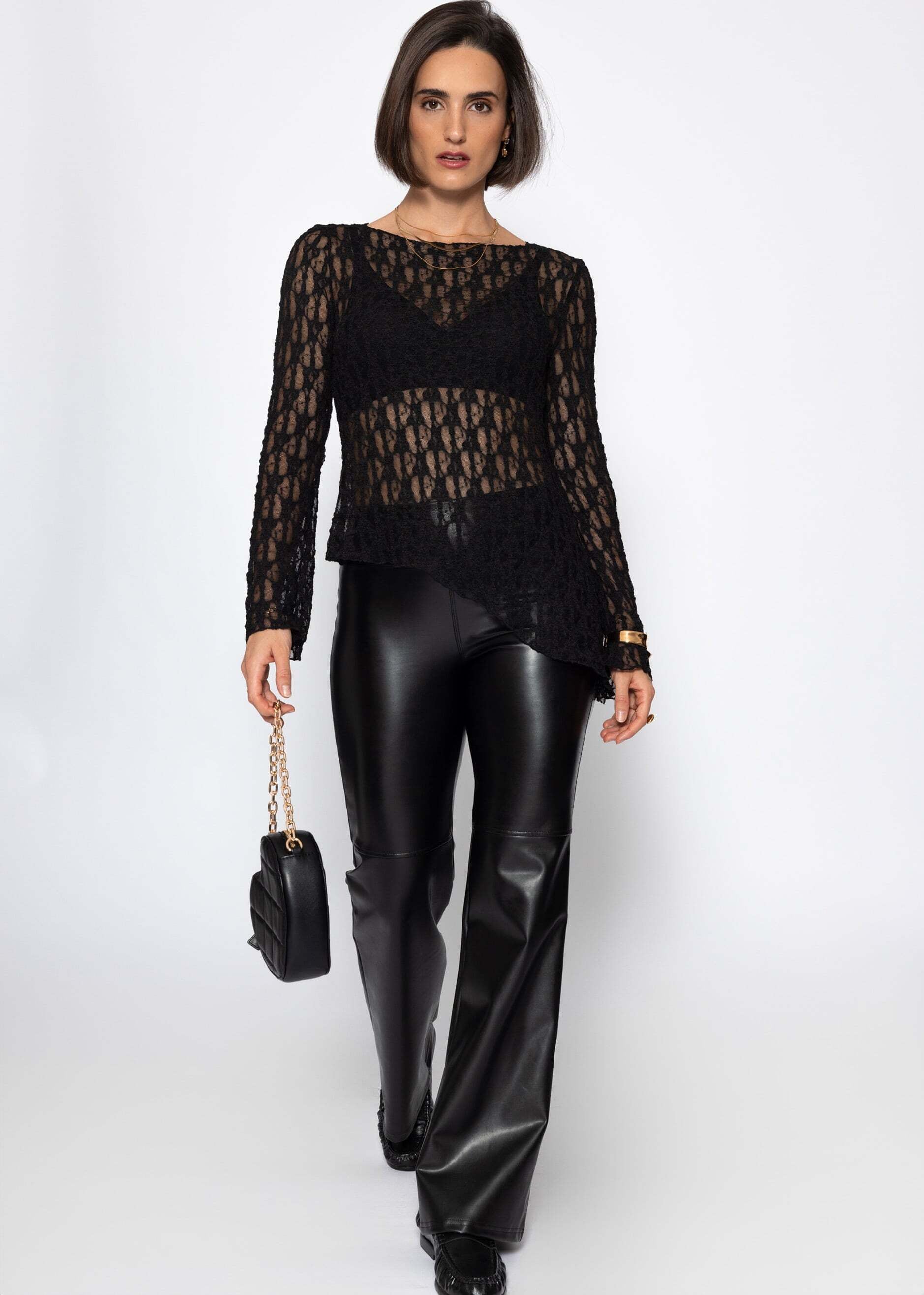 SASSYCLASSY Langarmshirt »Asymmetrisches Spitzenoberteil« Strukturiertes Langarmshirt mit Rundhals und figurbetontem Schnitt