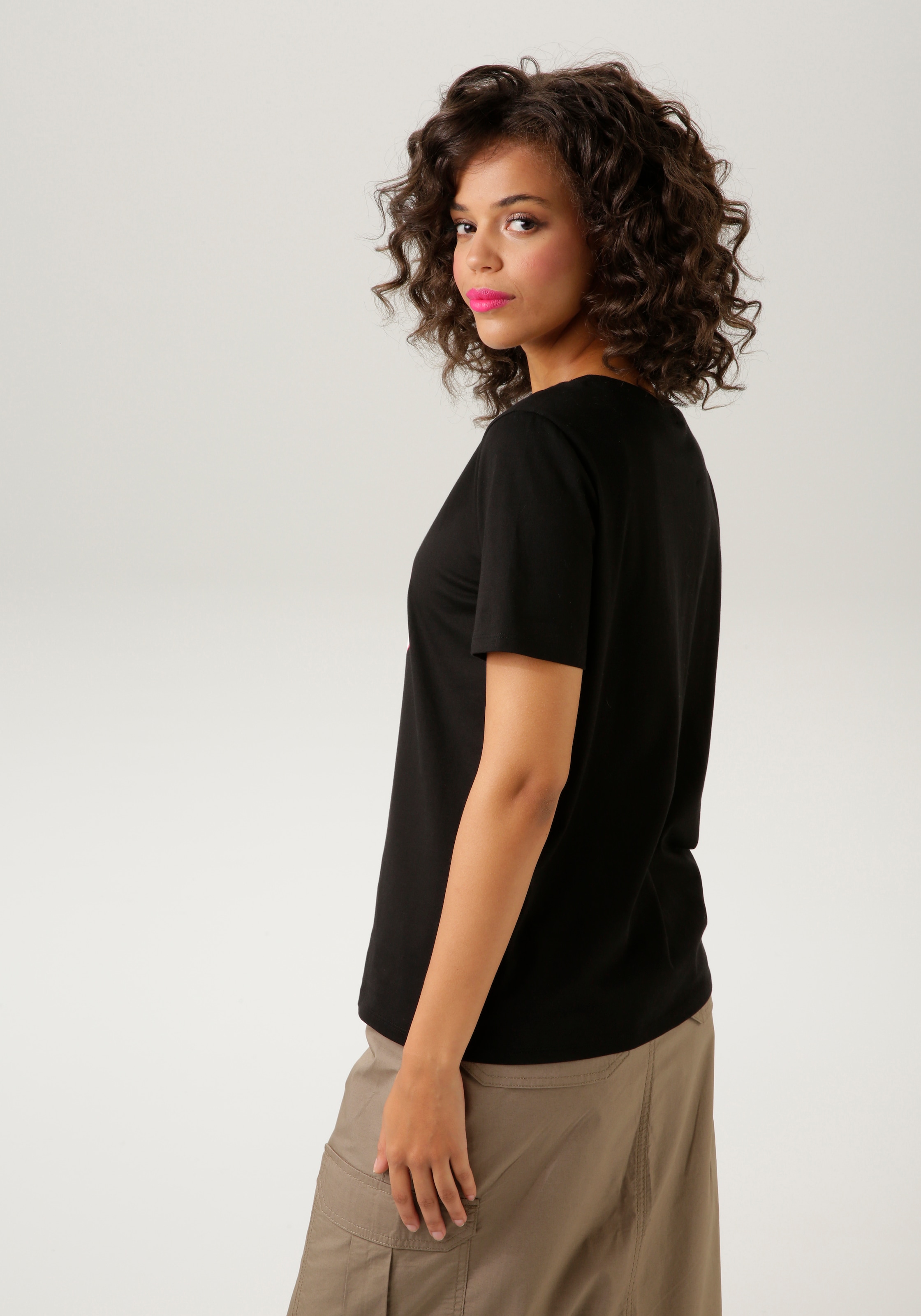 Aniston CASUAL T-Shirt, mit coolen Smileys bedruckt