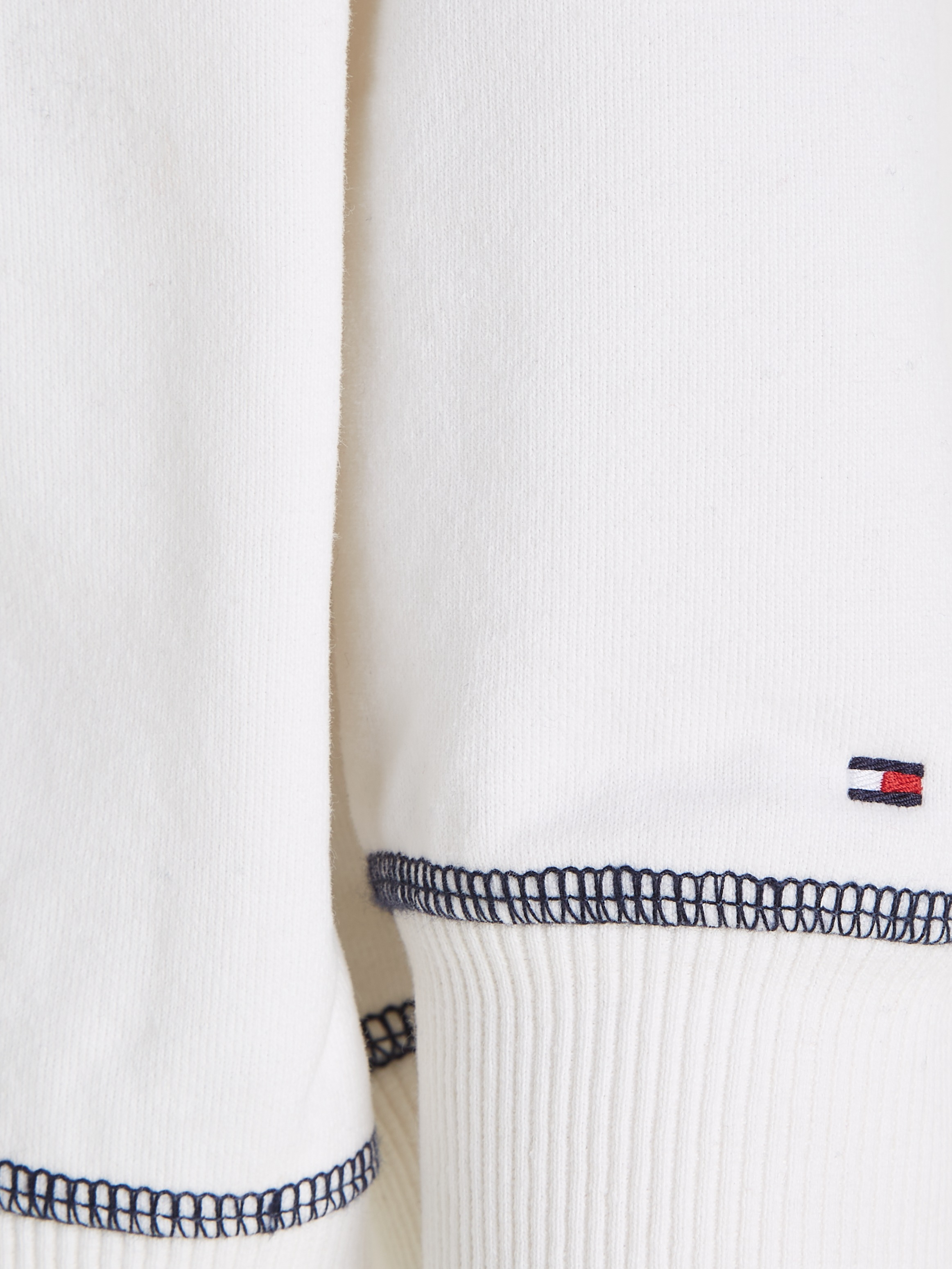 Tommy Hilfiger Sweatshirt »HILFIGER SCRIPT 85 SWEATSHIRT«, mit großem Logo auf der Rückseite