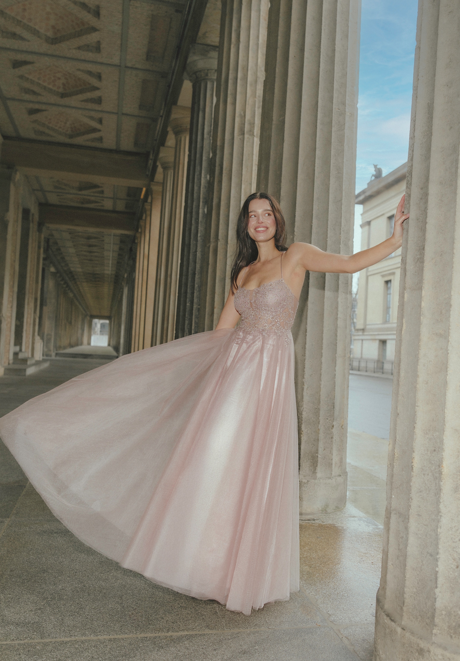 Vera Mont Abendkleid »Abendkleid mit Stickerei«
