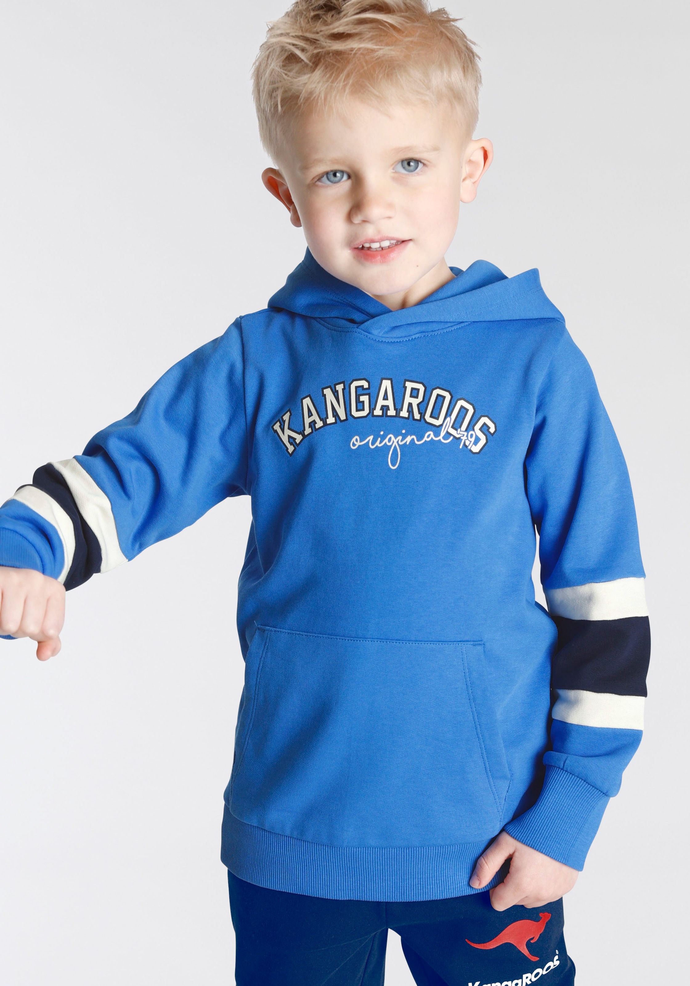 KangaROOS ♕ »Colorblocking«, für bei Jungen mit Kapuzensweatshirt Mini Ärmeln, Streifen an den