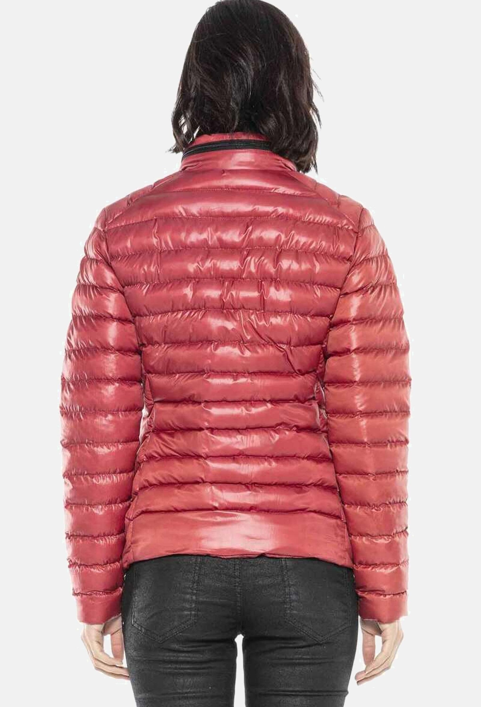 Cipo & Baxx Winterjacke »Cipo & Baxx Steppjacke in tollem Design« ohne Kapuze mit Markenpatch, WM113