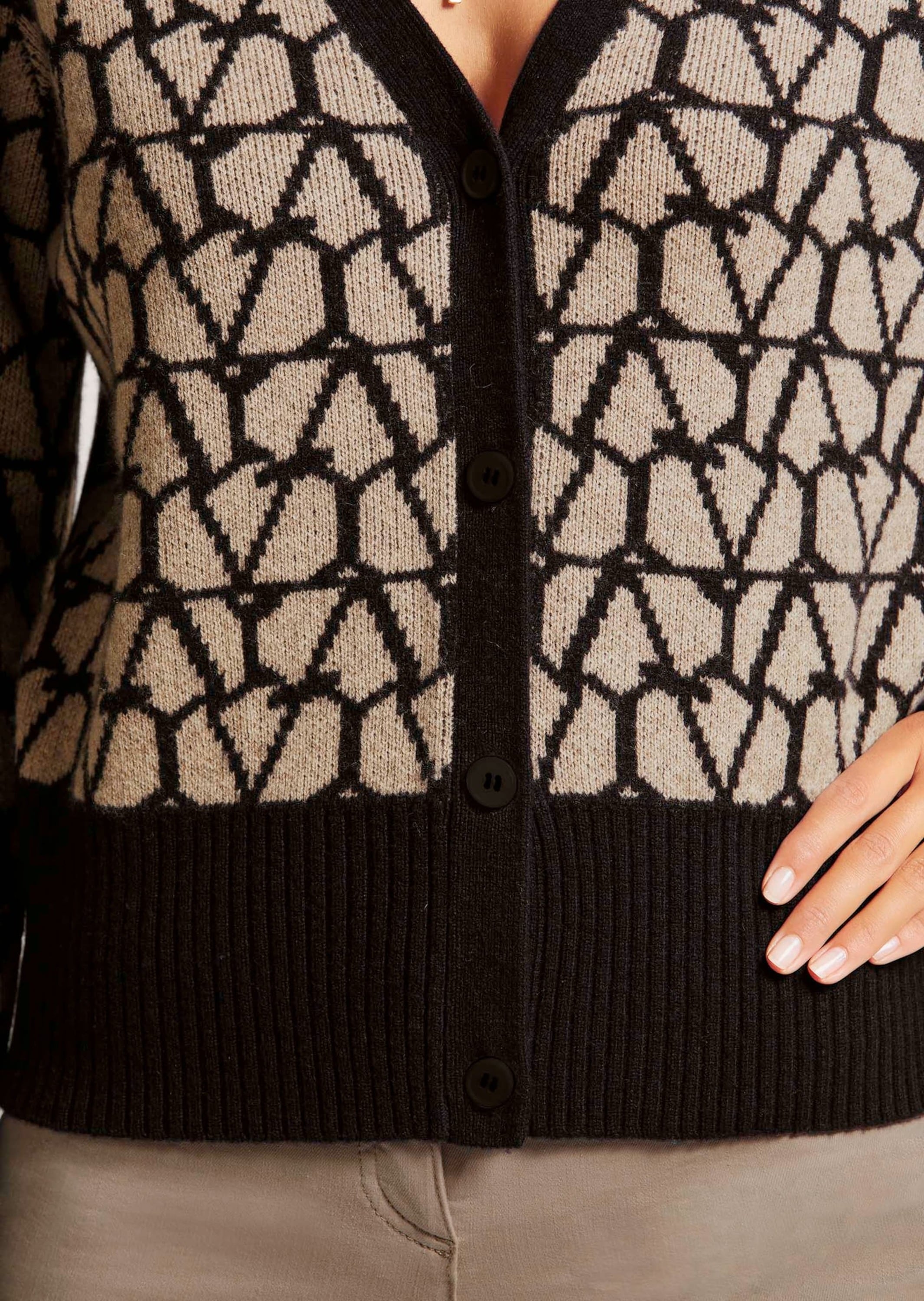MADELEINE Strickjacke »Strickjacke Langarm Jacquard-Cardigan mit Kaschmir«