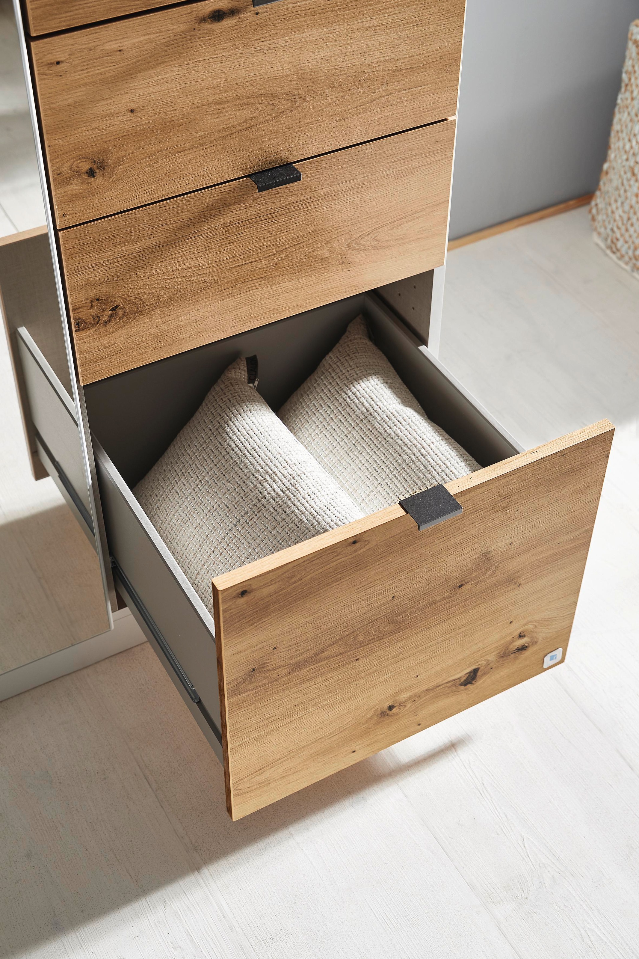 rauch Drehtürenschrank »Kleiderschrank Schrank Garderobe Wäscheschrank Ankleide ONTARIO« Breiten 136/181 cm, 