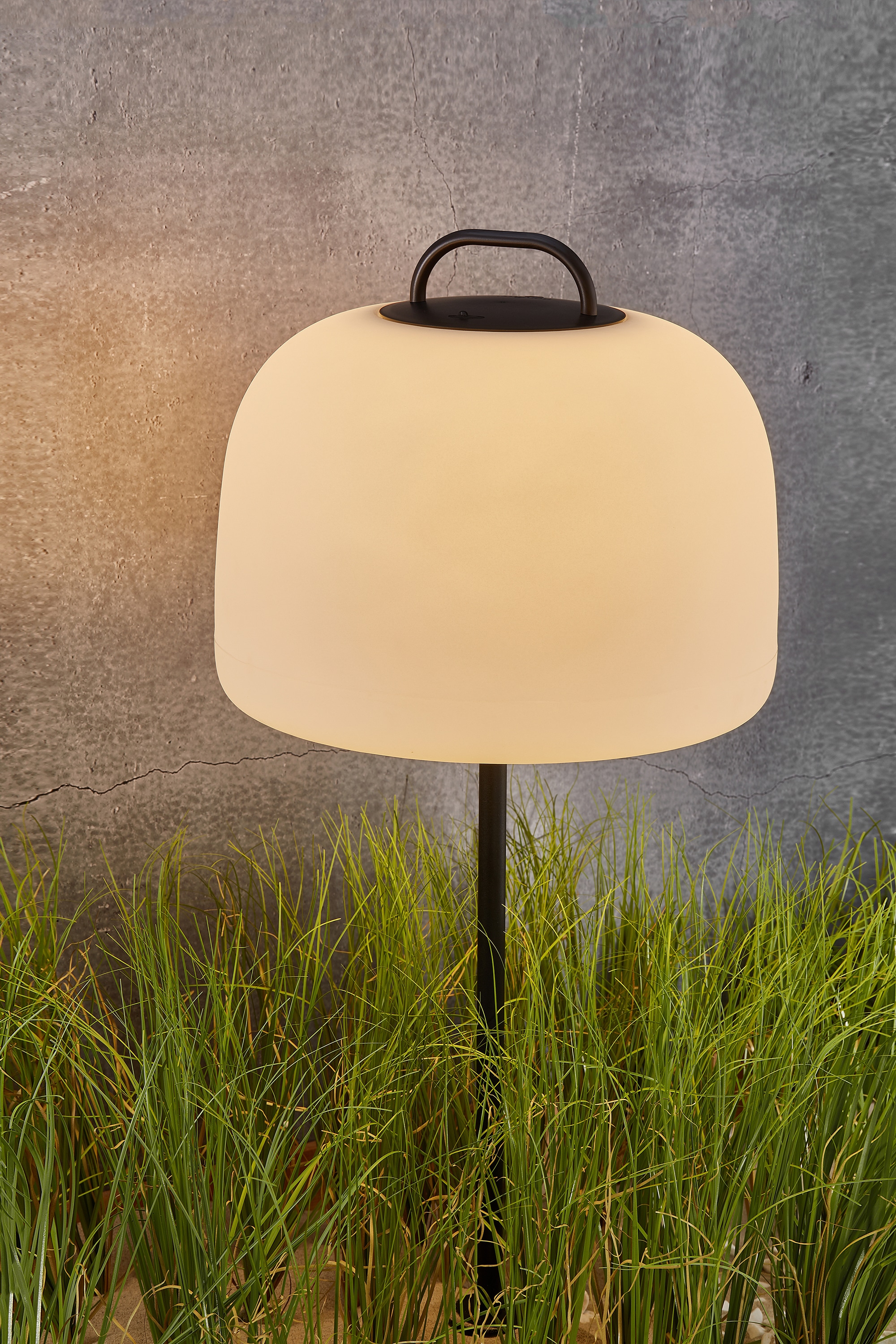Nordlux Gartenleuchte »Kettle«, 1 flammig, Leuchtmittel LED-Modul | LED fest integriert, Erdspieß Metall,+LED, Batterie, integrierter Dimmer, Außen und Innen