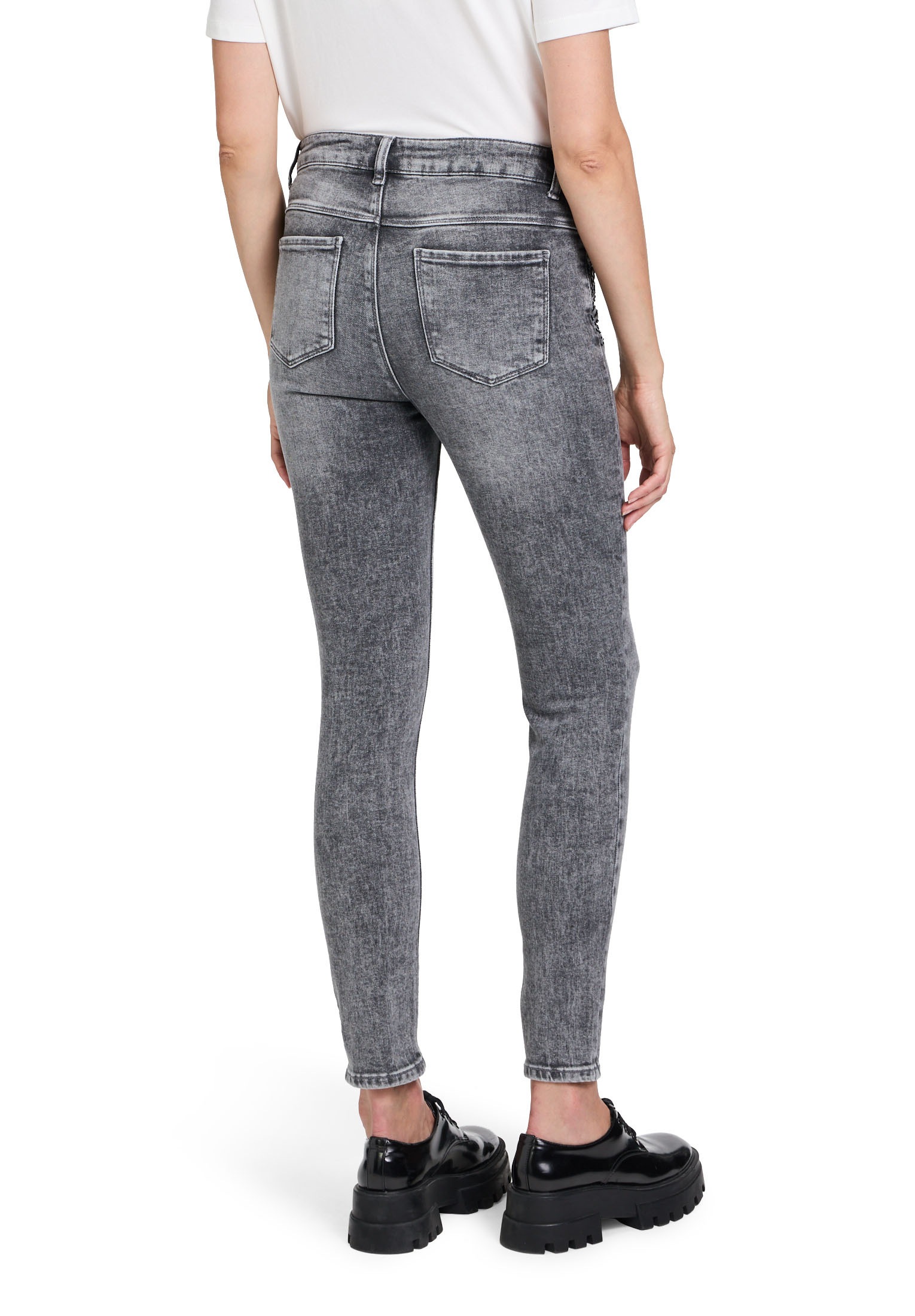 Cartoon Webhose »Modern fit jeans mit Strass«