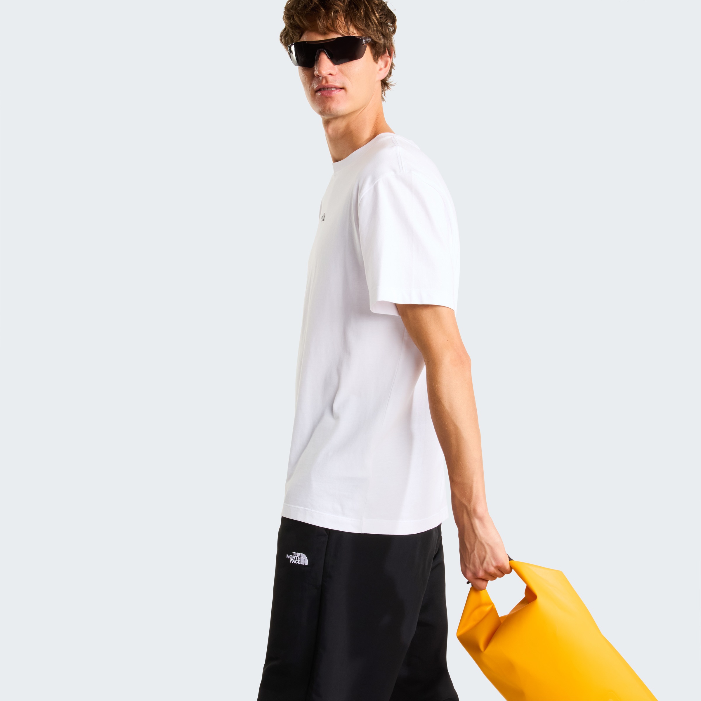 The North Face T-Shirt »M ESSENTIAL CENTER LOGO RELAXED SHORT SLEEVE TEE« lockere Passform, Kurzarm, für Sportmode und Outdoormode