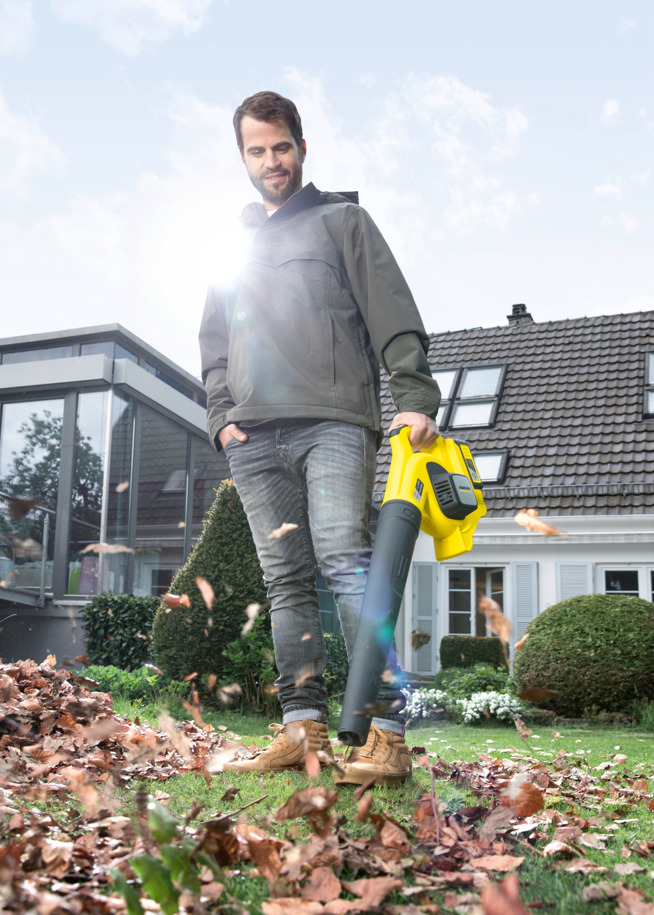 KÄRCHER Akku-Laubbläser »LBL 4 BATTERY SET« mit Gebläserohr, Akku und Ladegerät, 330 m²/h