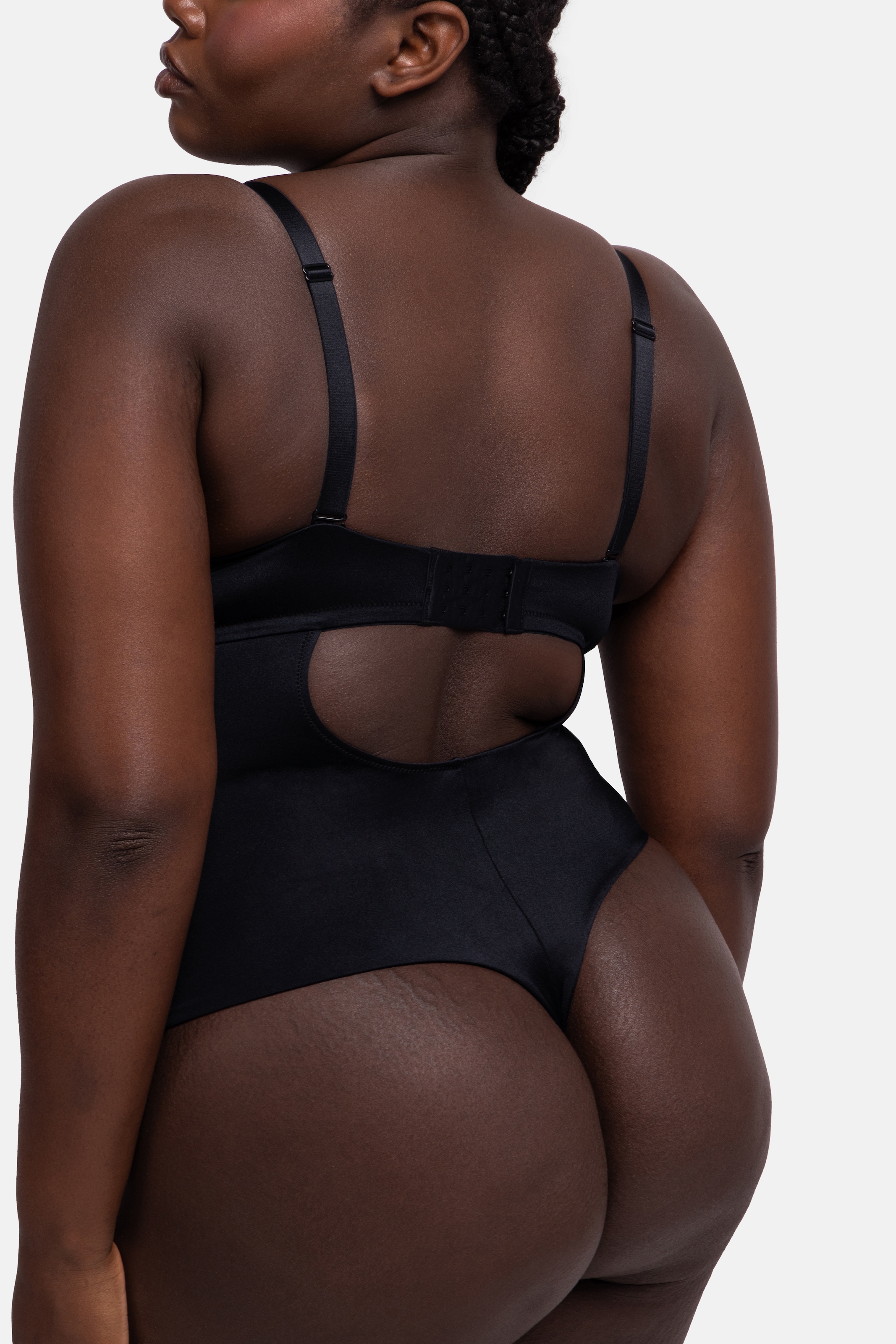 Dorina Stringbody »Sublime Sculpt« Mit abnehmbaren Trägern