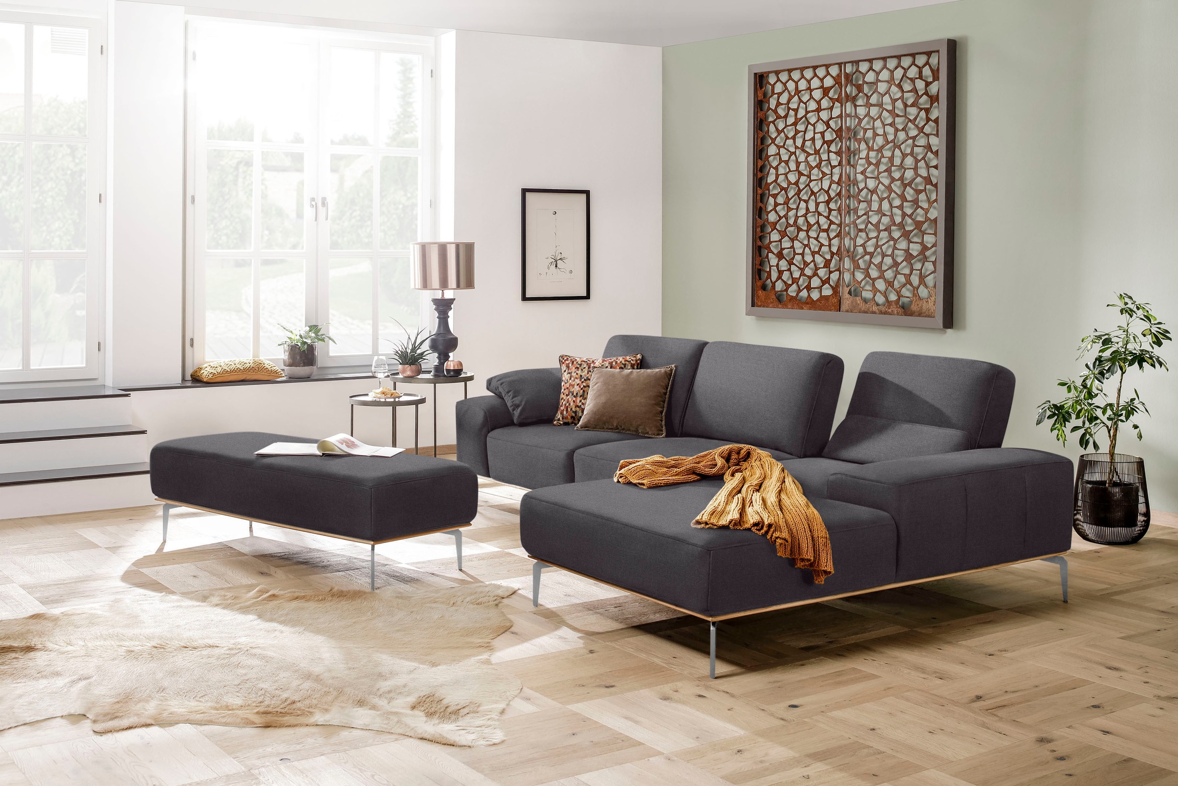 W.SCHILLIG Ecksofa »run, Designsofa mit tollem Sitzkomfort, bequem, L-Form«, mit elegantem Holzsockel, Füße in Chrom glänzend, Breite 319 cm