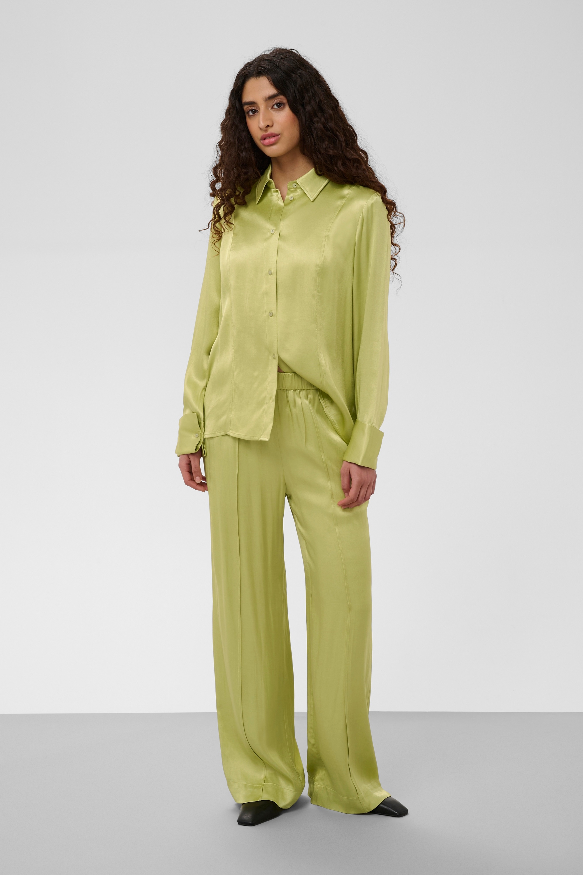 SOAKED IN LUXURY Stoffhose »Damen Casual Hose SLIrini«