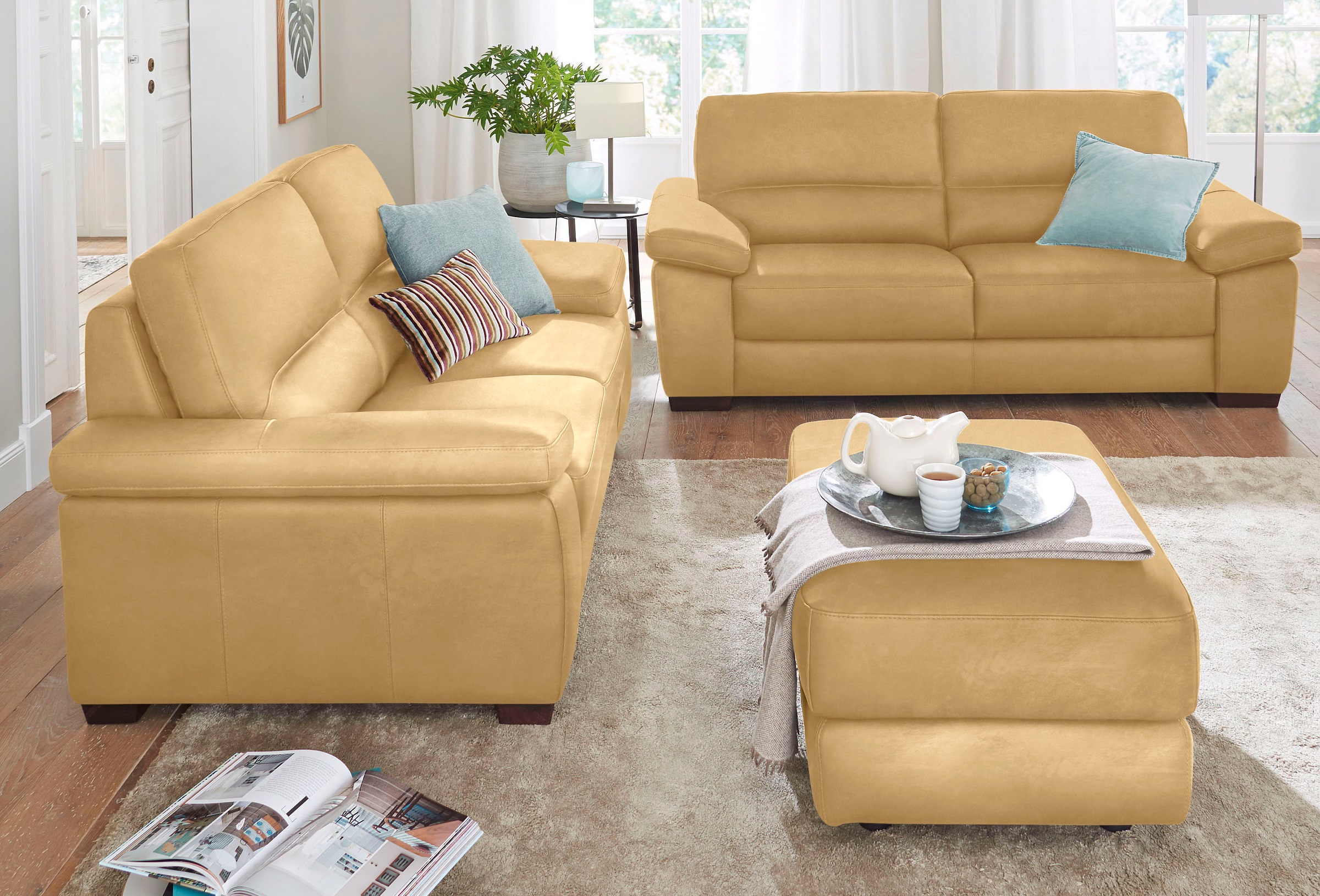 CALIA ITALIA 3-Sitzer »Gaia, Sofa im edlen Design und mit erstklassigem Sitzkomfort«, aus pflegeleichtem Luxus-Microfaser Ginevra Hydro Care