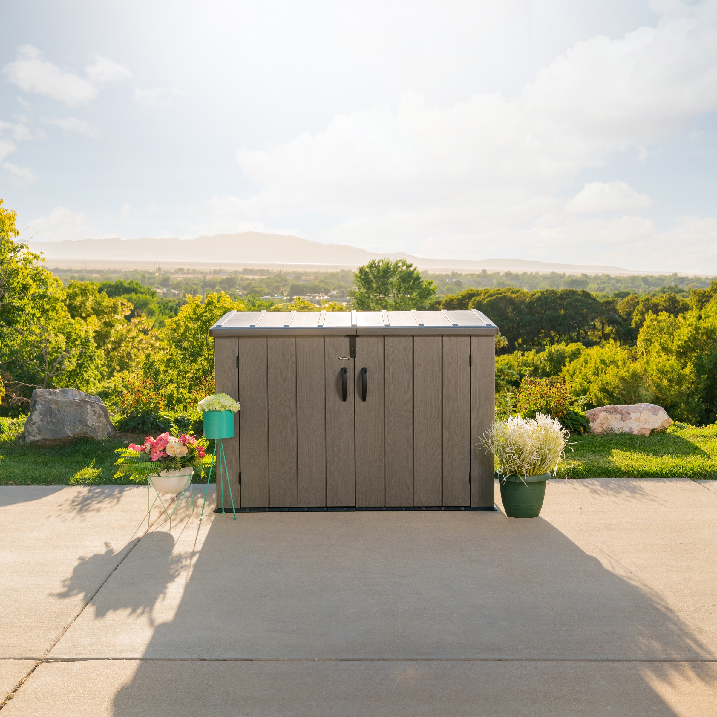 Lifetime Mülltonnenbox »Geräteschrank Greg« Platz für 3 Mülltonnen je 240 L, BxHxT: 191x108x132 cm