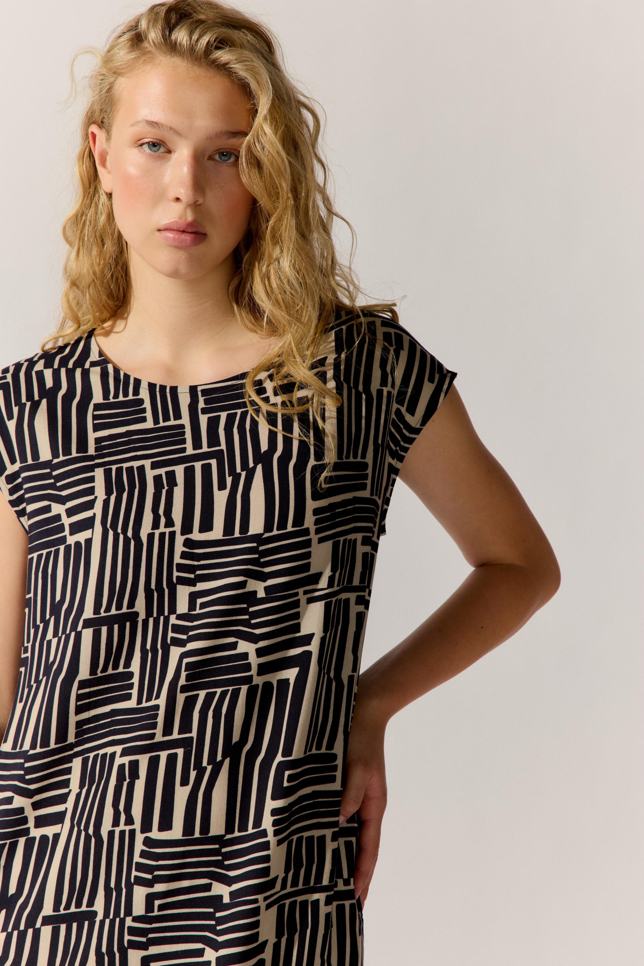THE FASHION PEOPLE Druckkleid