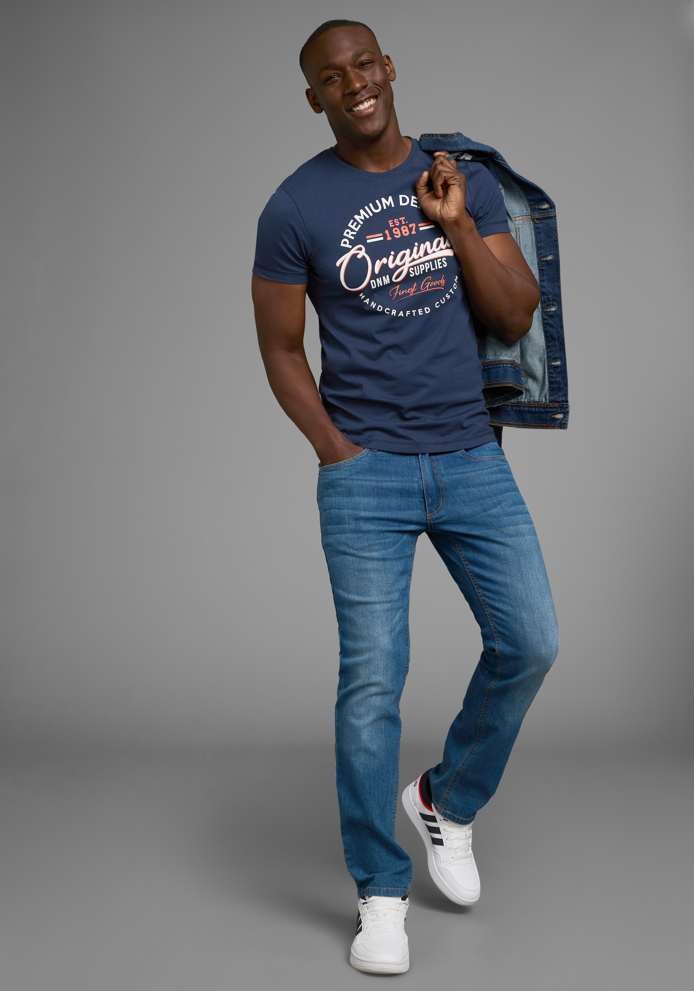 AJC T-Shirt kurzärmelig,  schmal geschnitten,  mit stylischem Druck