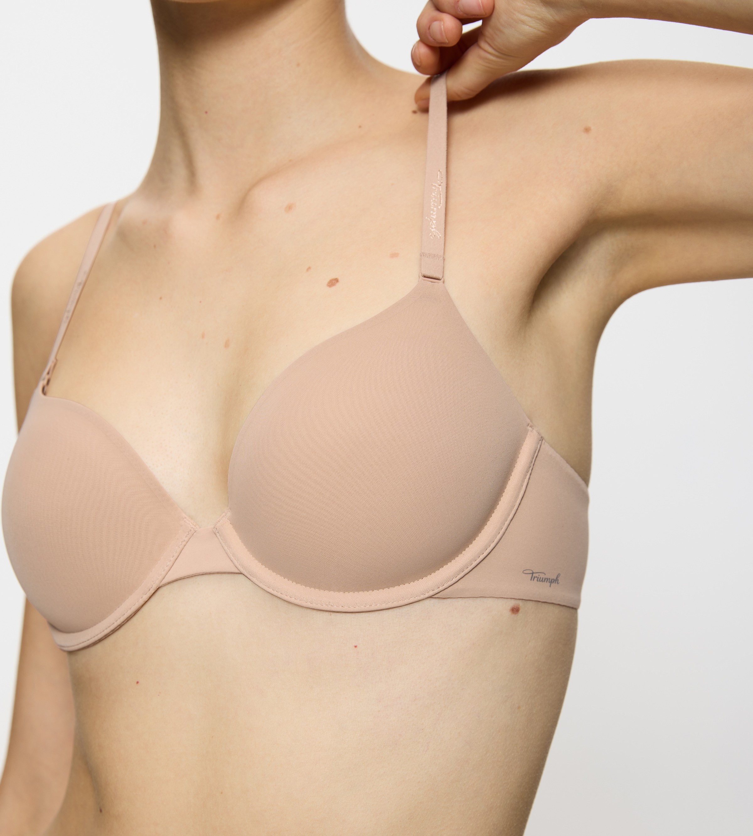 Triumph Bügel-BH »Body Make-Up WHP« atmungsaktives und glattes Material