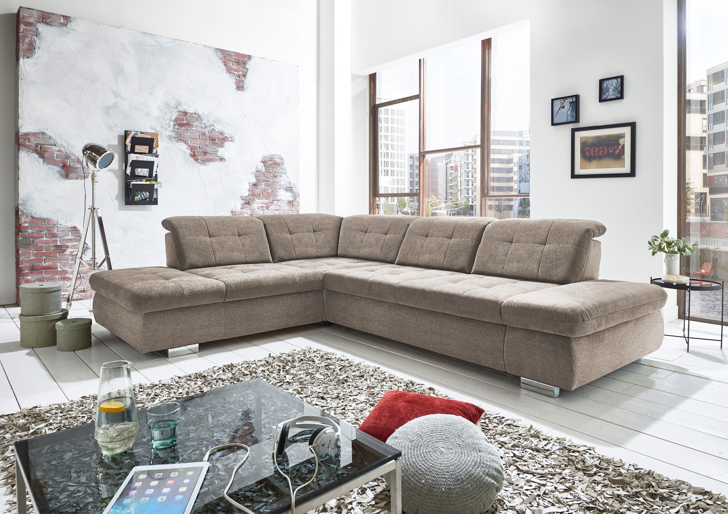 Die PlanBar Ecksofa »MP-IN17004 L-Form, Breite 323 cm, mit Federkern-Polsterung« inkl. Sitztiefenverstellung, wahlweise weitere Funktionen