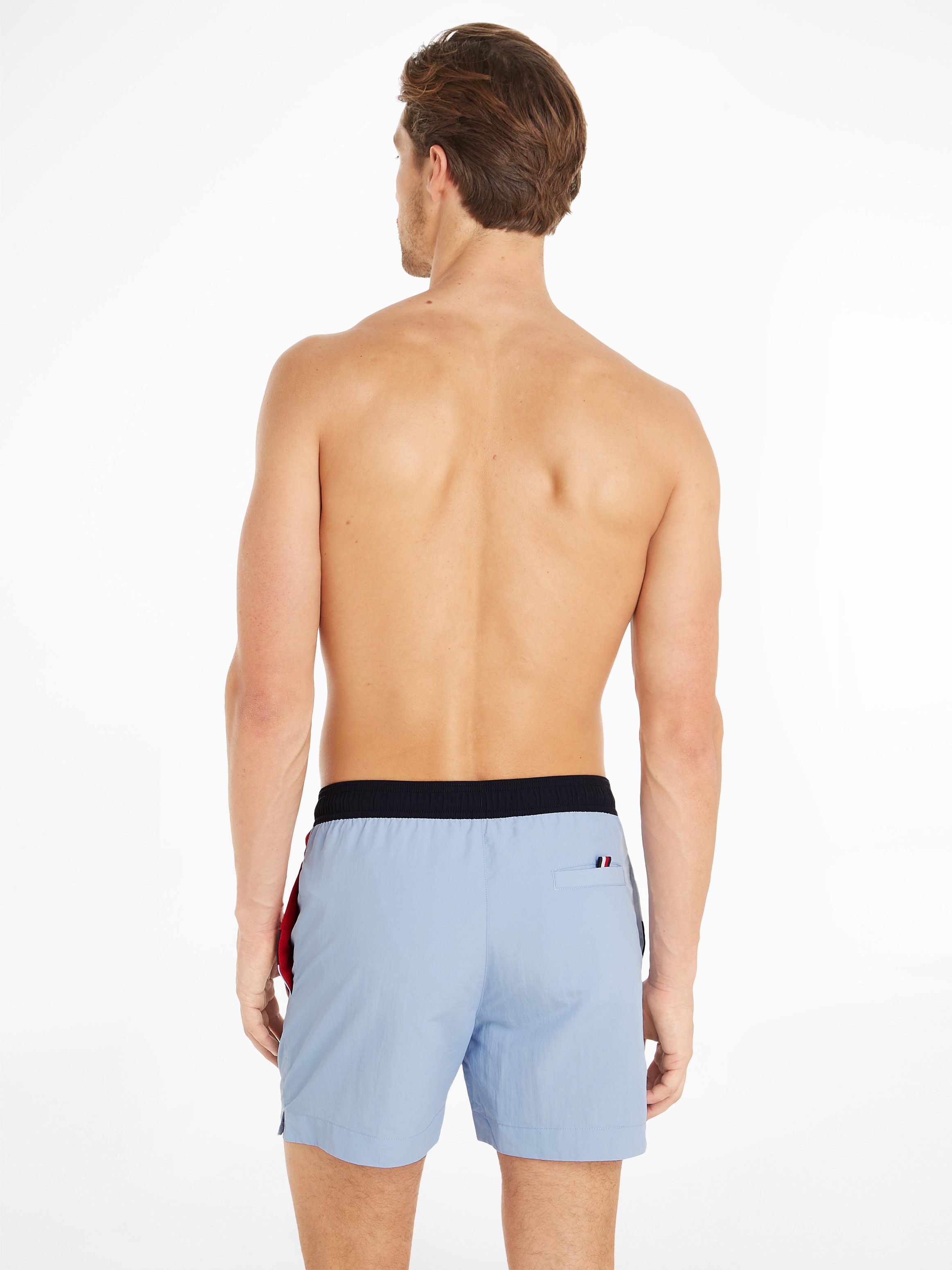 Tommy Hilfiger Swimwear Badeshorts »MEDIUM DRAWSTRING«, in mehrfarbiger Optik