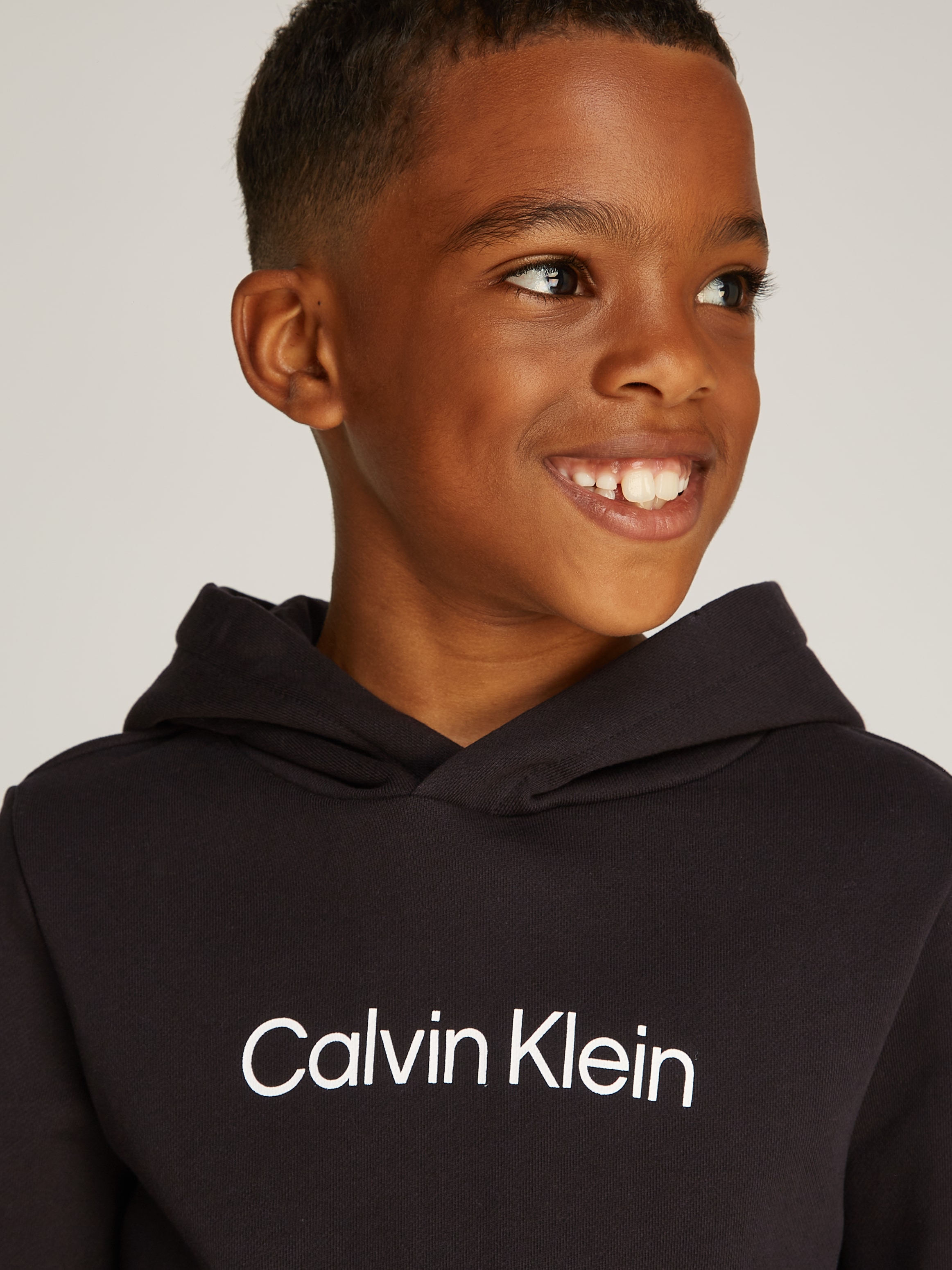 Calvin Klein Jeans Kapuzensweatshirt »Inst. Logo Reg. Terry Hoodie« für Kinder bis 16 Jahre und mit Logoschriftzug