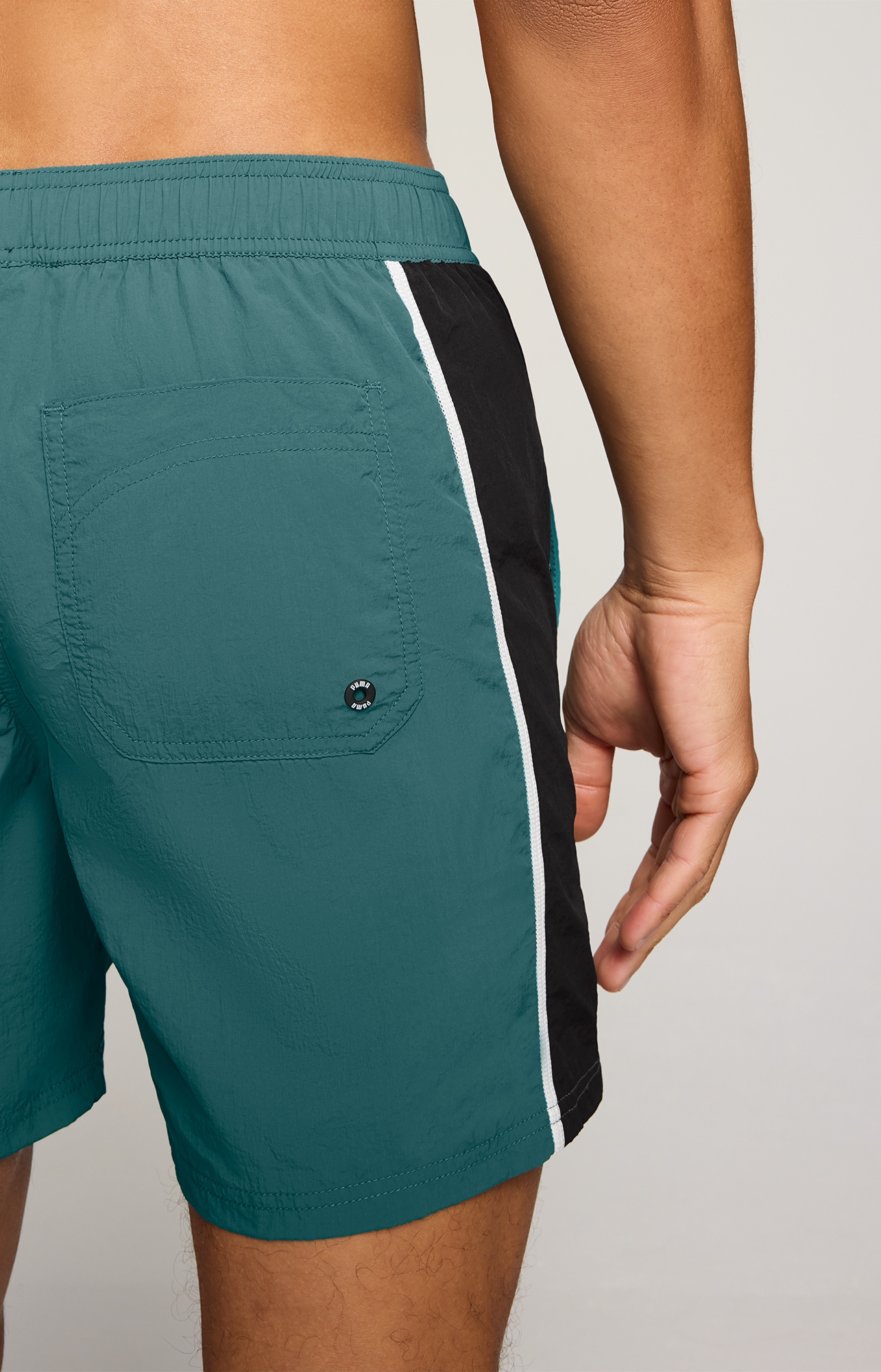 PUMA Badeshorts mit seitlichen Taschen