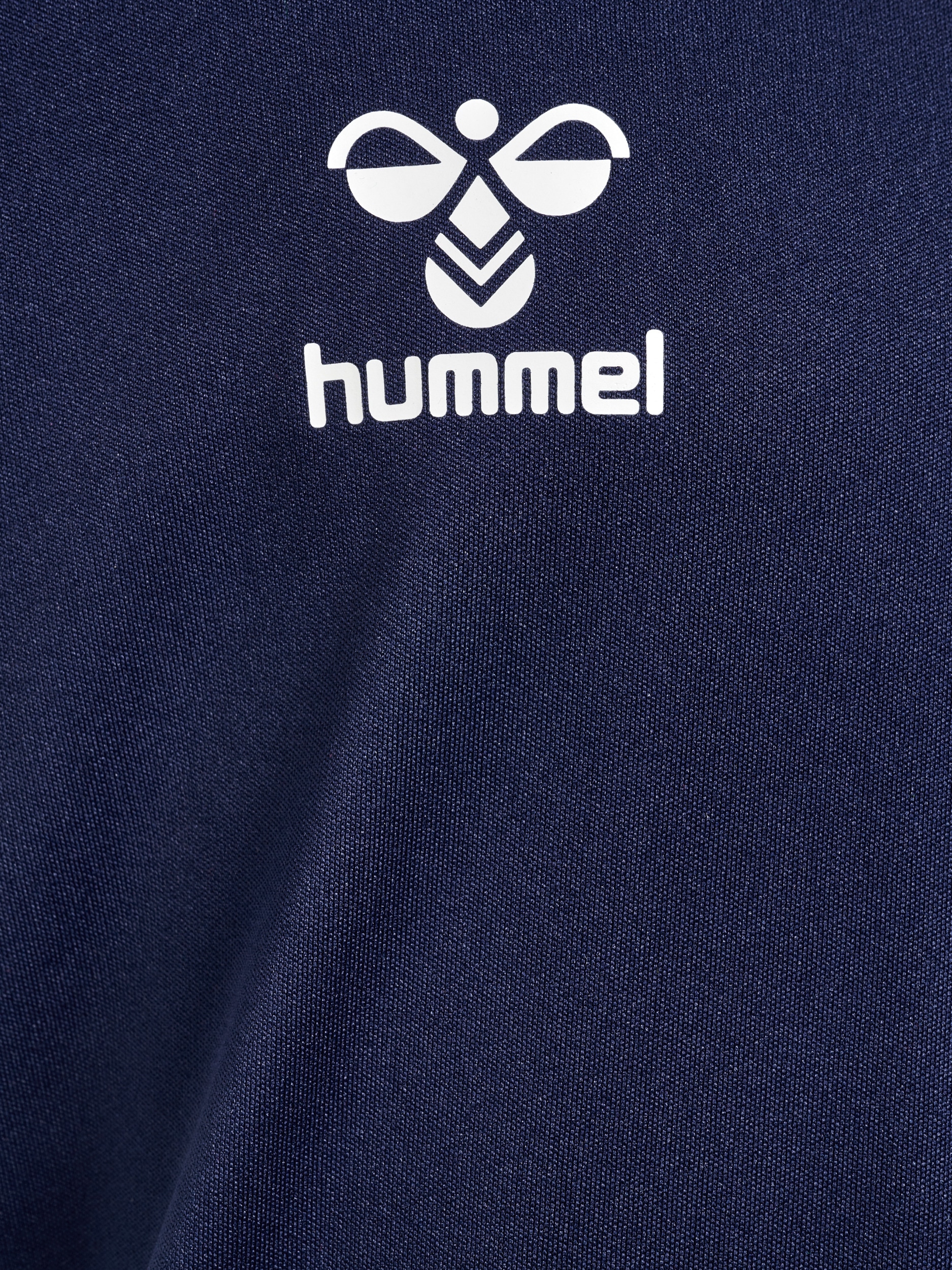 hummel T-Shirt & Shorts »HMLLOGO SET KIDS« Set, 2, 2 mit elastischem Bund, aus Polyester, pflegeleicht, sportlicher Stil