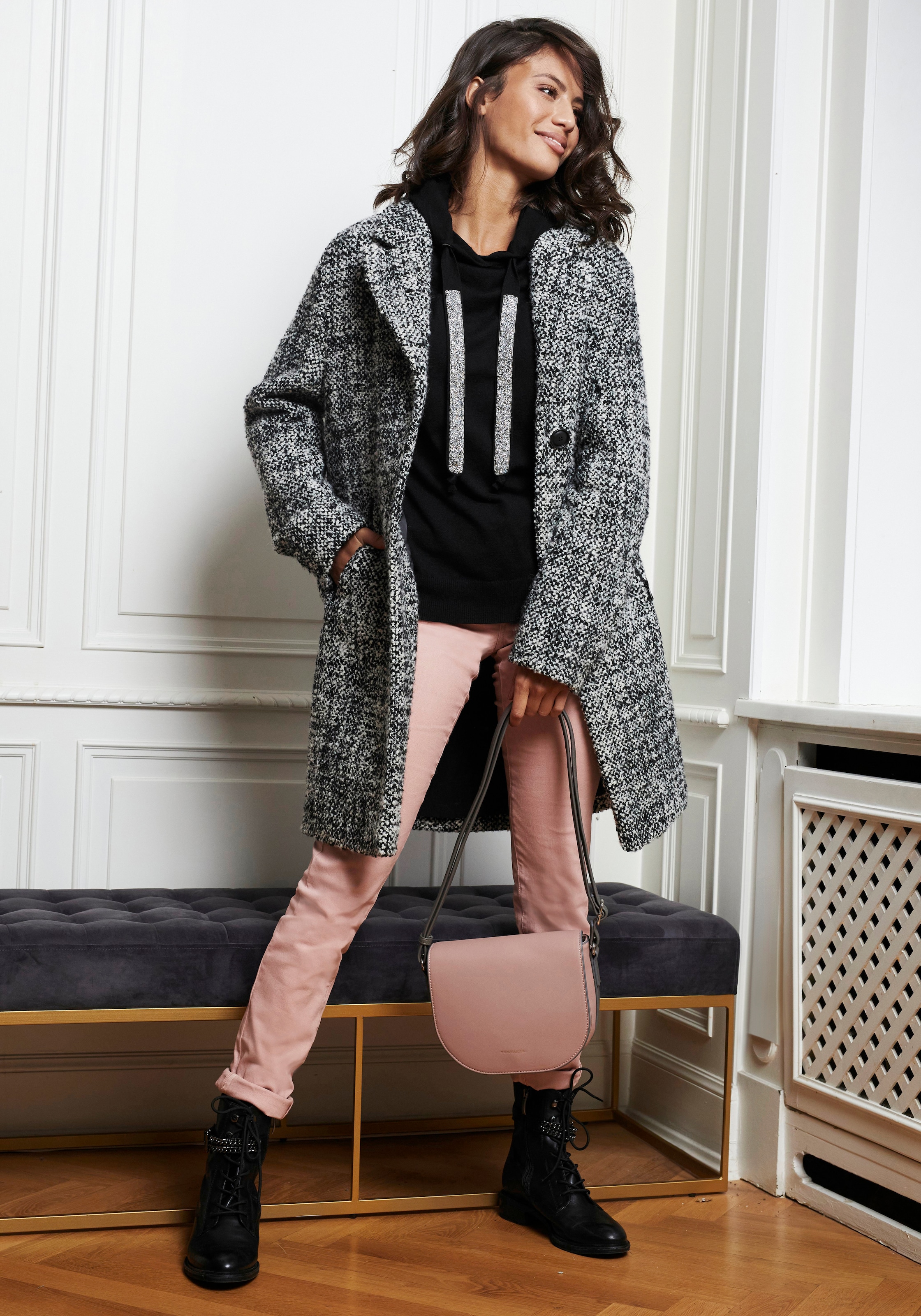 Laura Scott Strickpullover, mit Kapuze und glitzernden Bändern