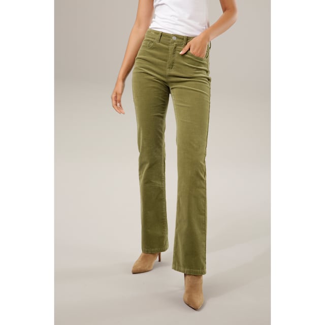 Aniston CASUAL Cordhose, in trendiger Bootcut-Form bei ♕