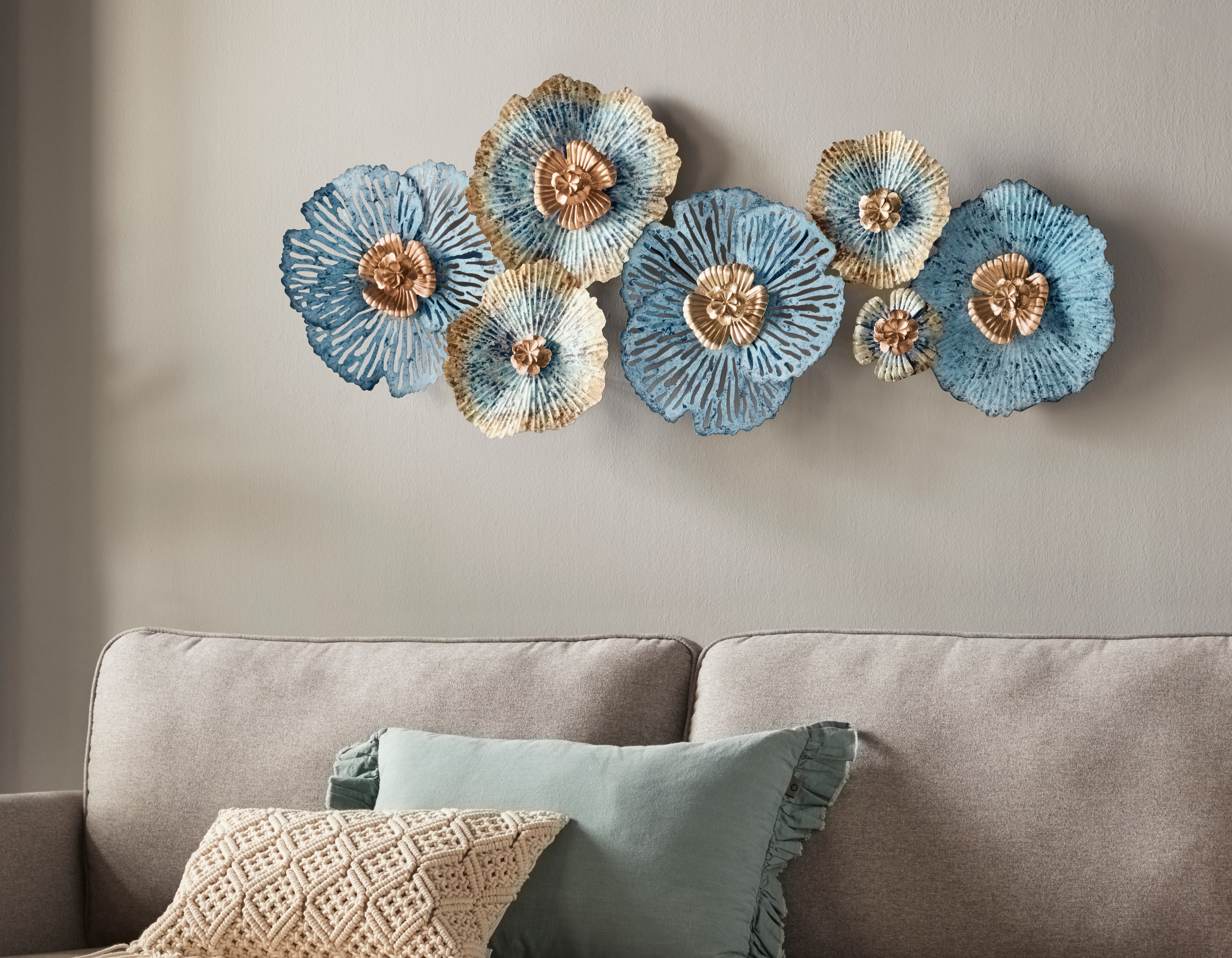 Home affaire Wanddekoobjekt »Blüten«, 7 auf bestehend bestellen Raten Wanddeko, Metall, aus Blüten aus